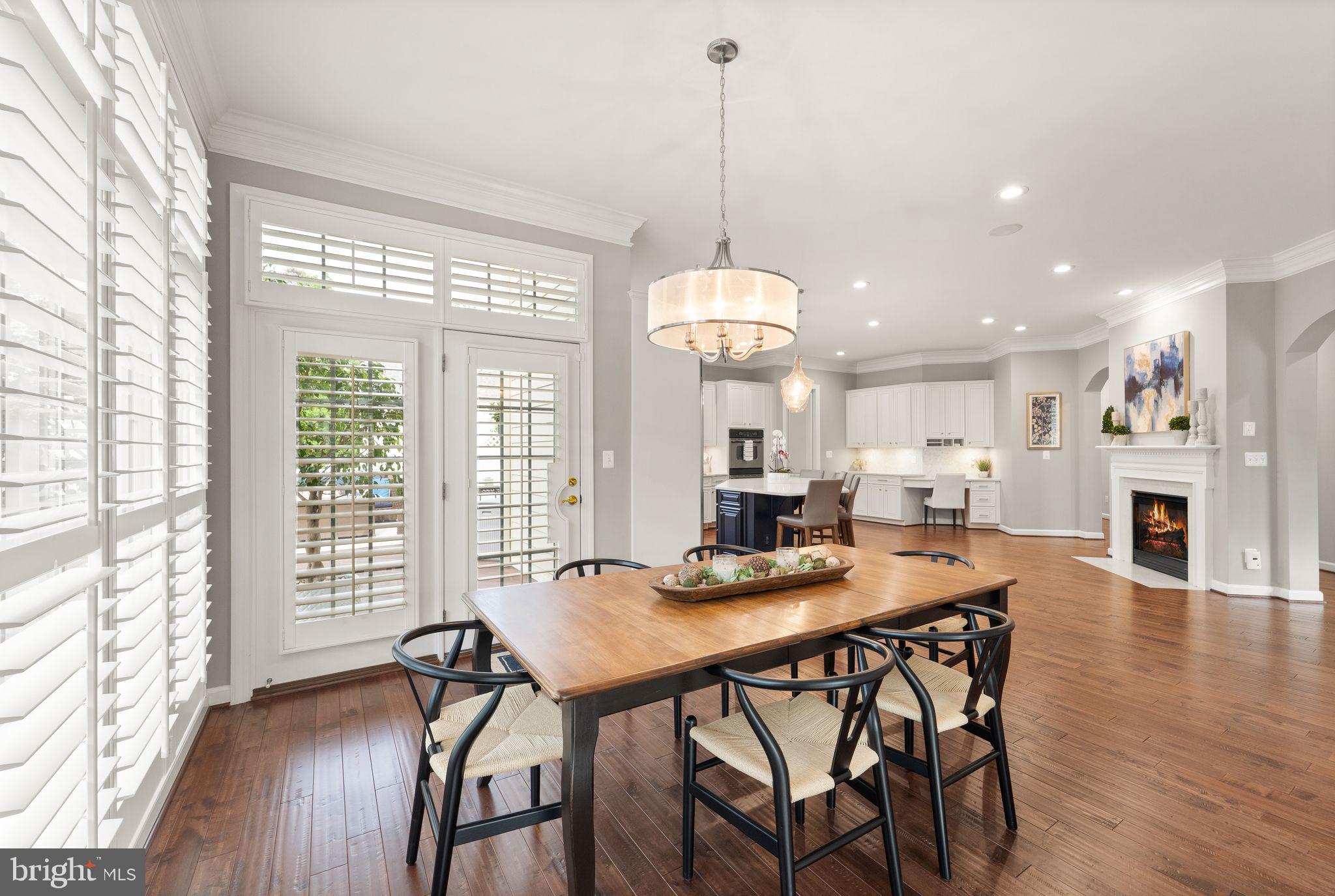 LANSDOWNE ON THE POTOMAC - Residential