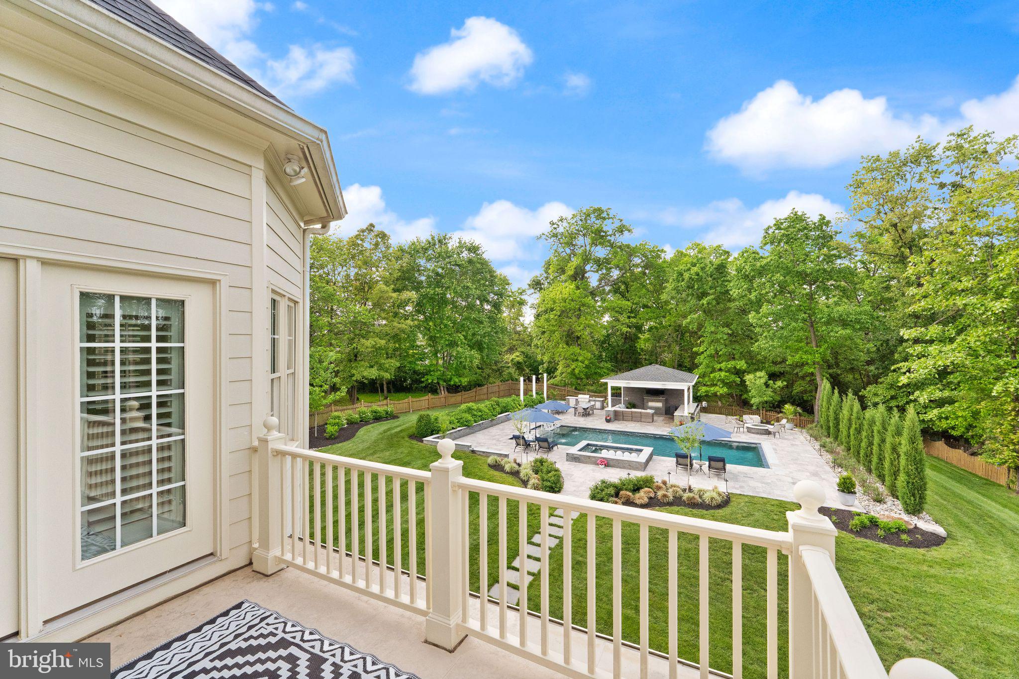 LANSDOWNE ON THE POTOMAC - Residential