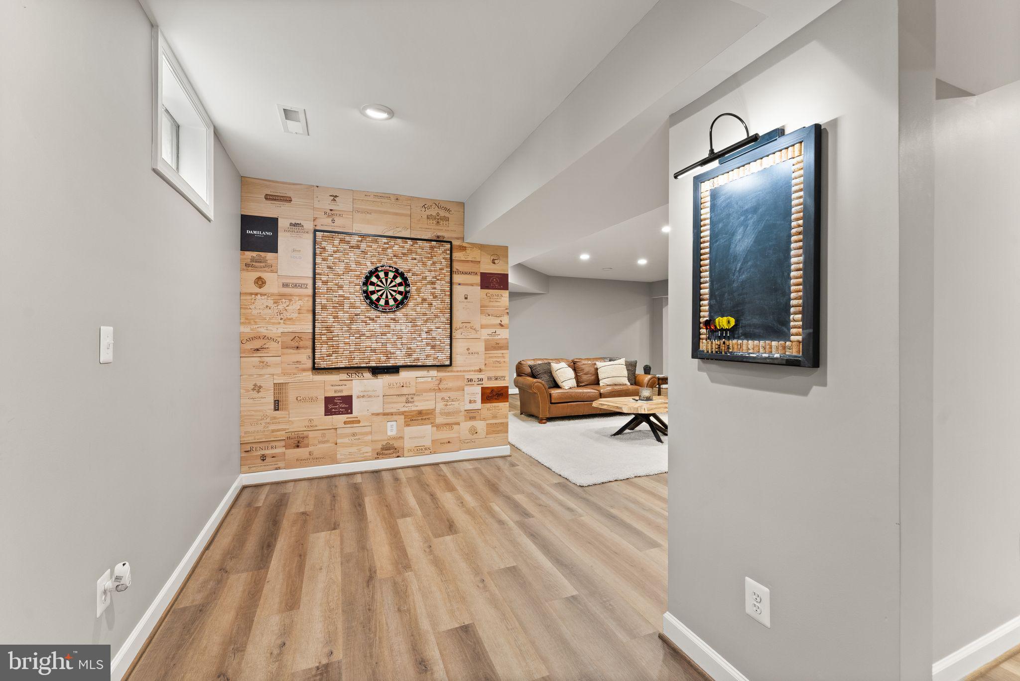 LANSDOWNE ON THE POTOMAC - Residential