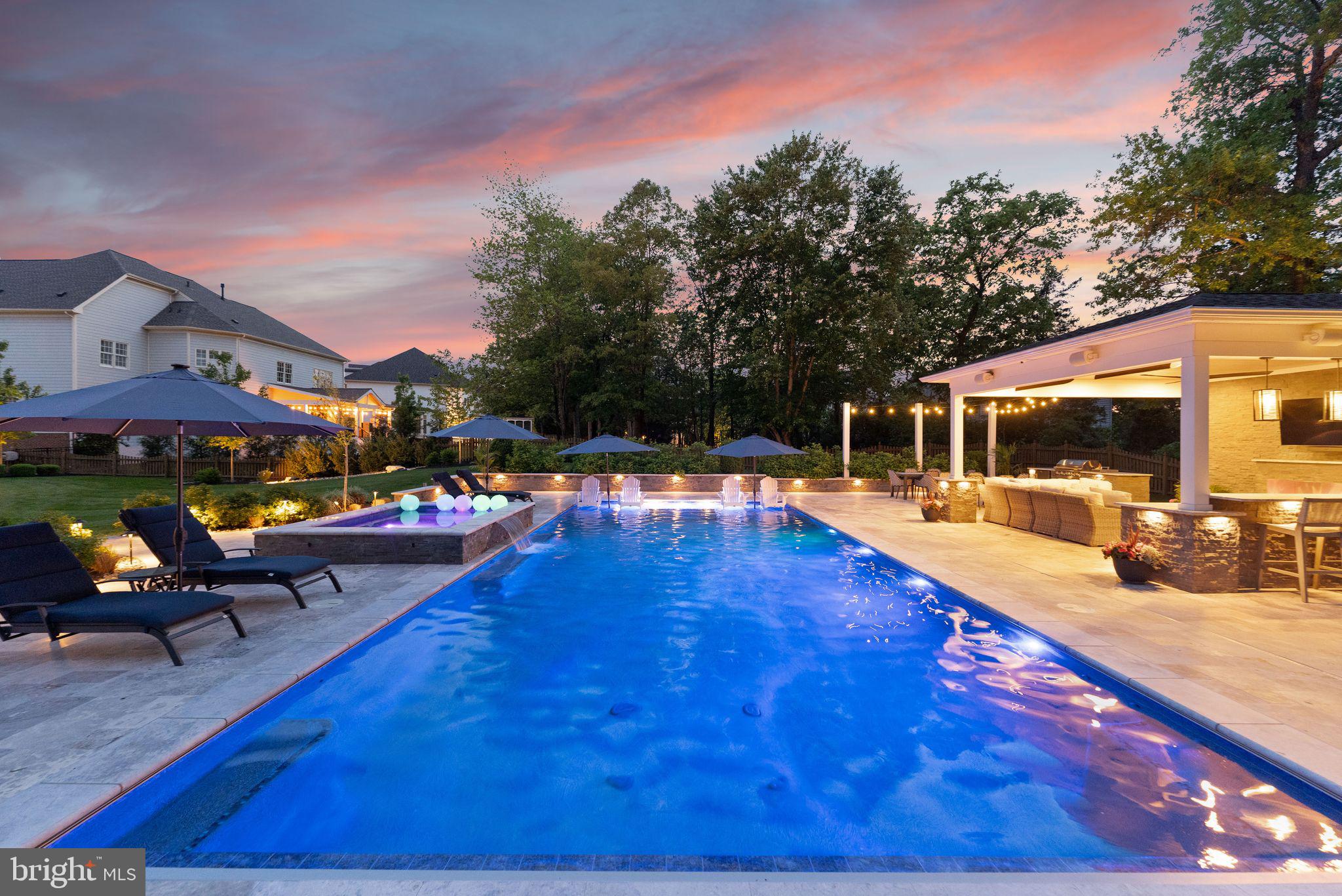 LANSDOWNE ON THE POTOMAC - Residential