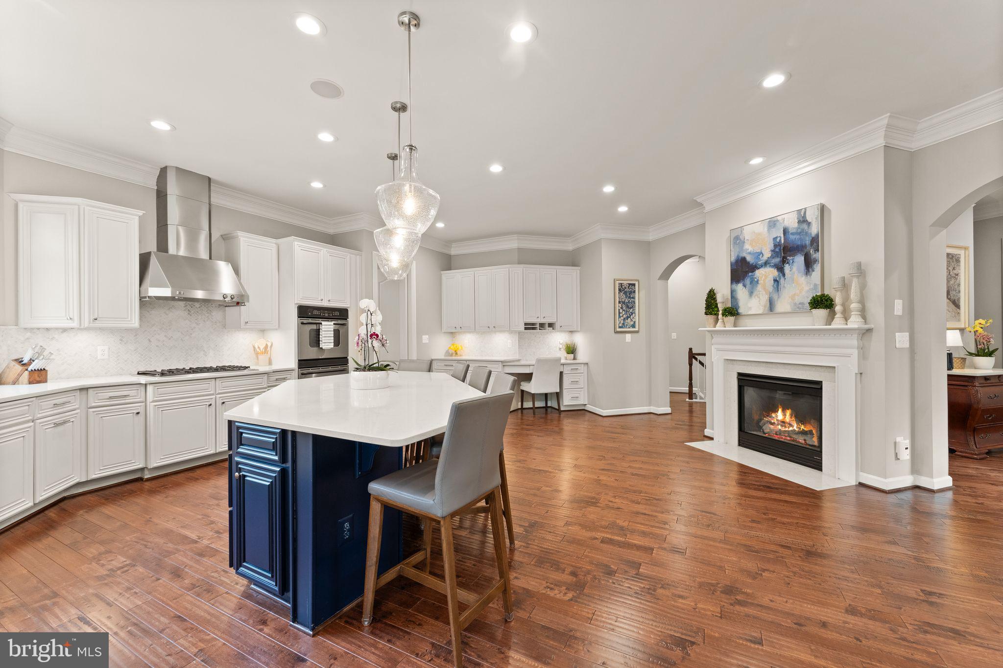 LANSDOWNE ON THE POTOMAC - Residential