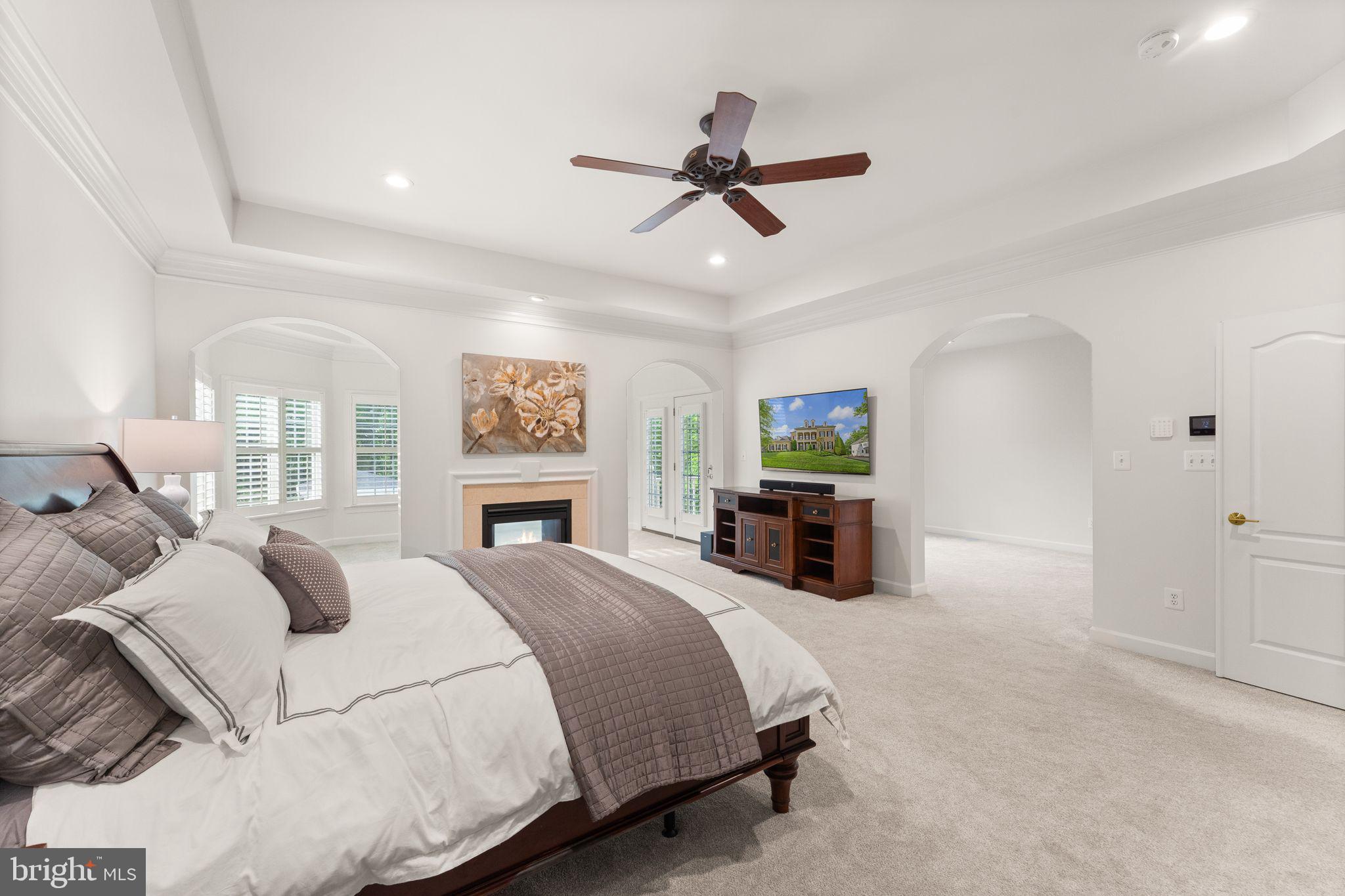 LANSDOWNE ON THE POTOMAC - Residential