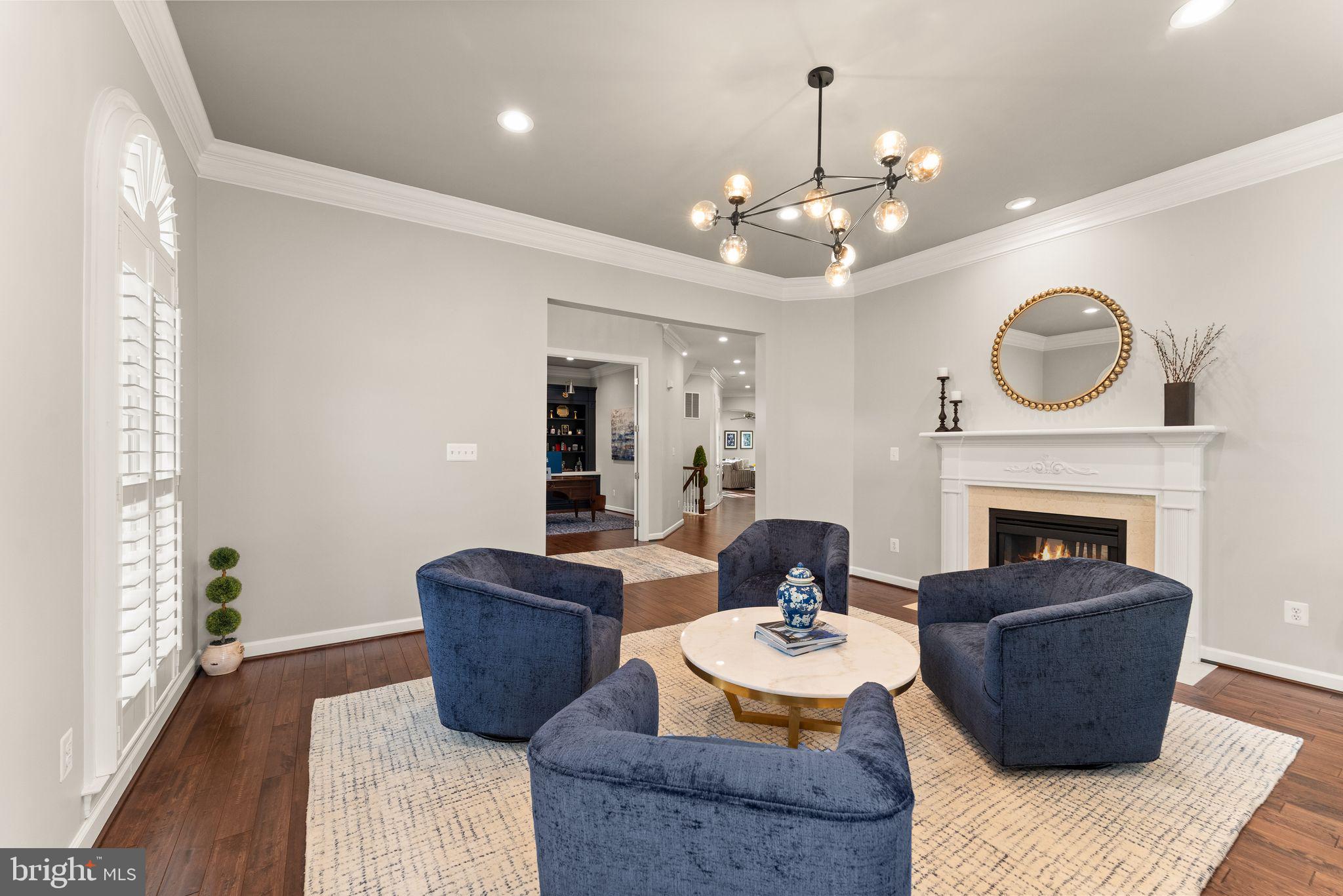 LANSDOWNE ON THE POTOMAC - Residential