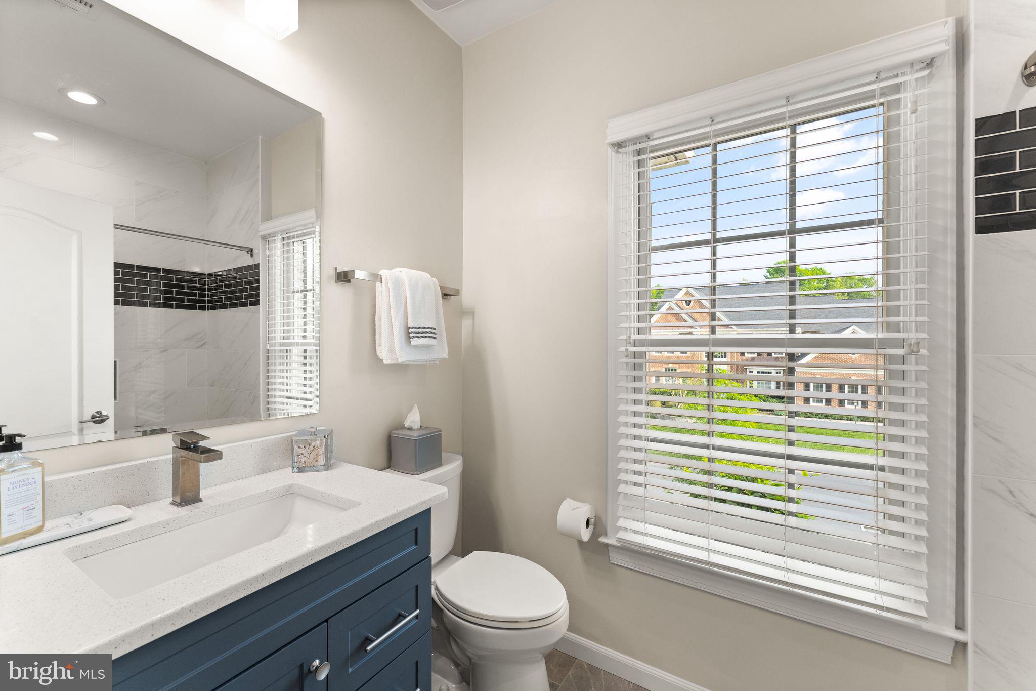 LANSDOWNE ON THE POTOMAC - Residential