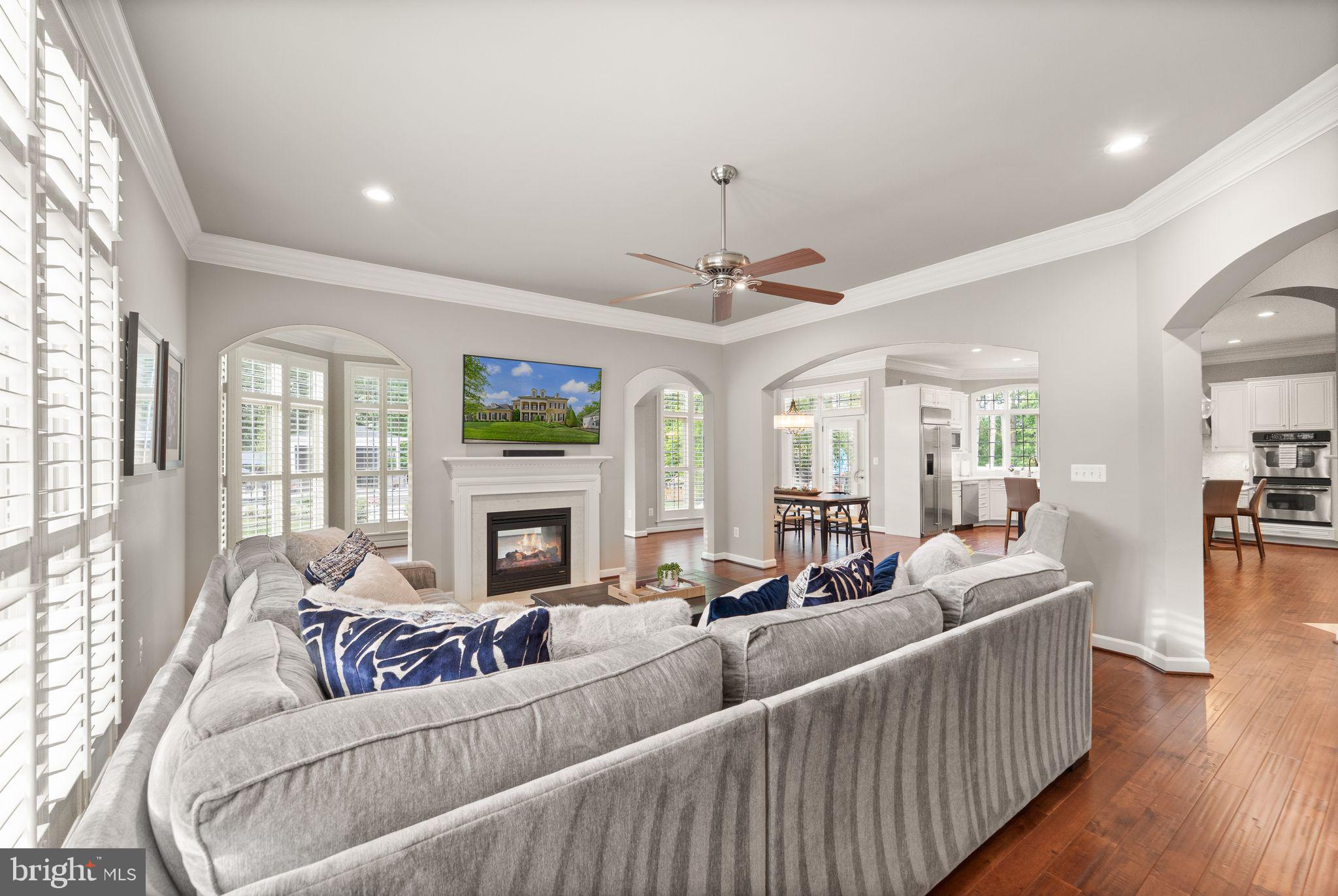 LANSDOWNE ON THE POTOMAC - Residential