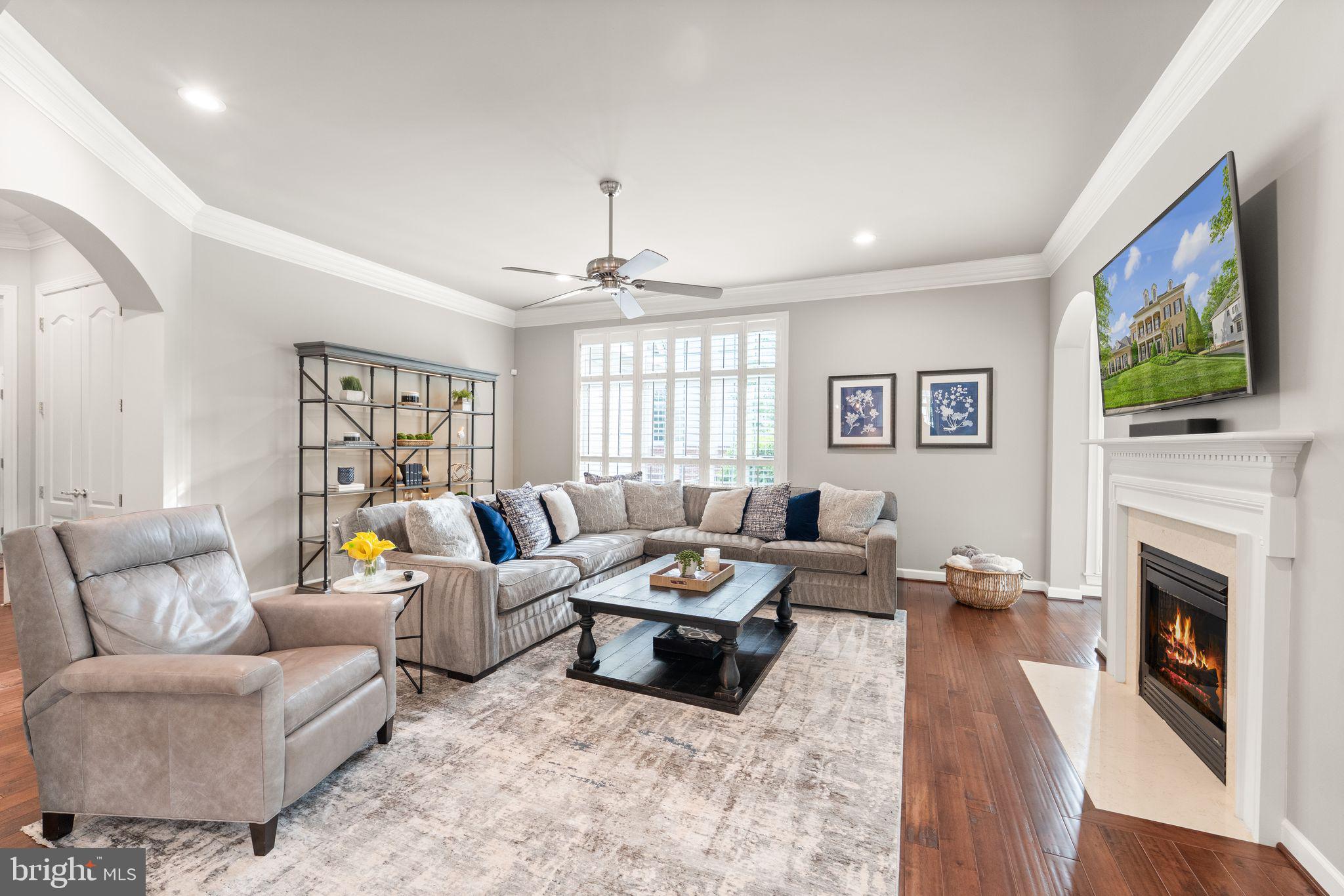 LANSDOWNE ON THE POTOMAC - Residential