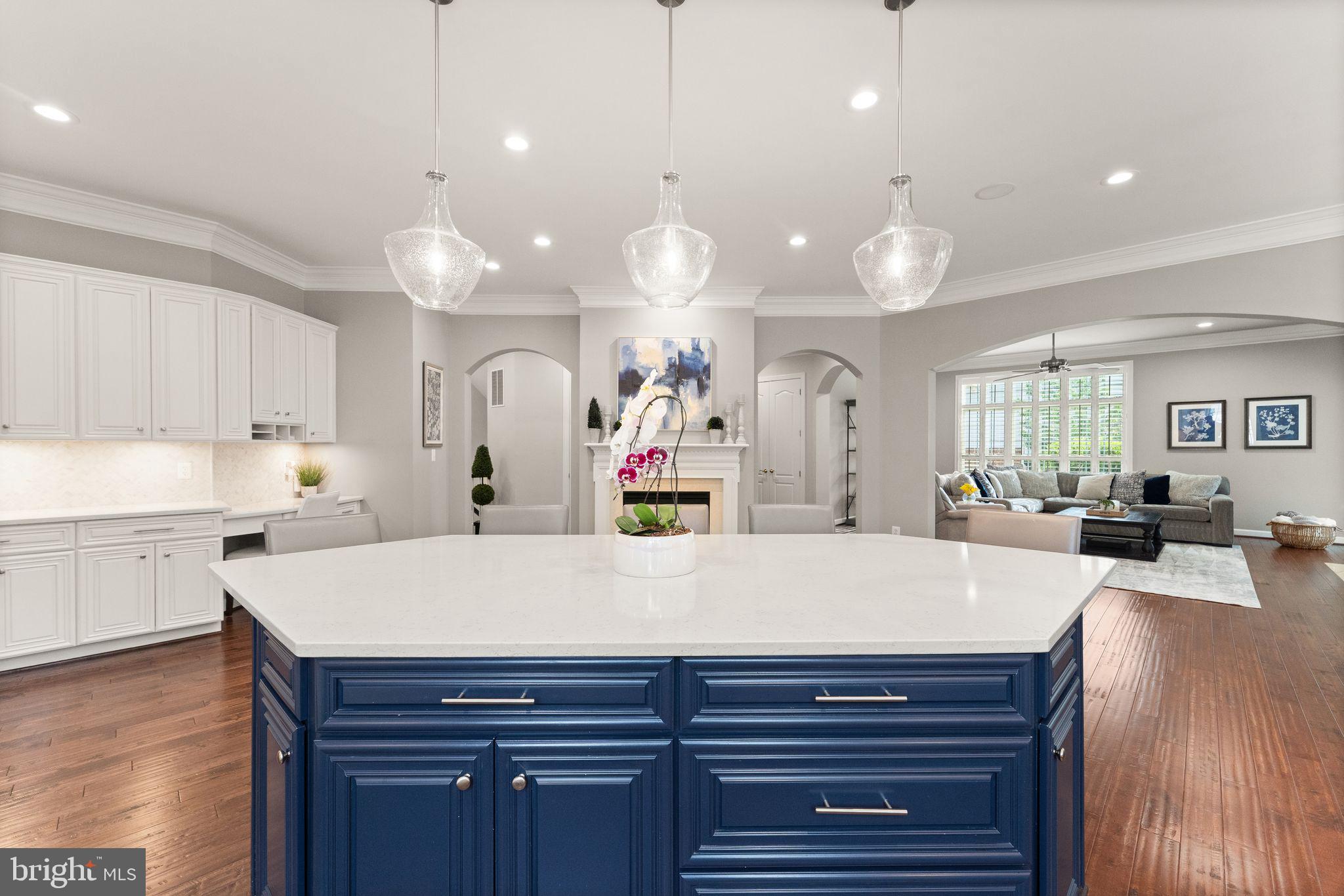 LANSDOWNE ON THE POTOMAC - Residential