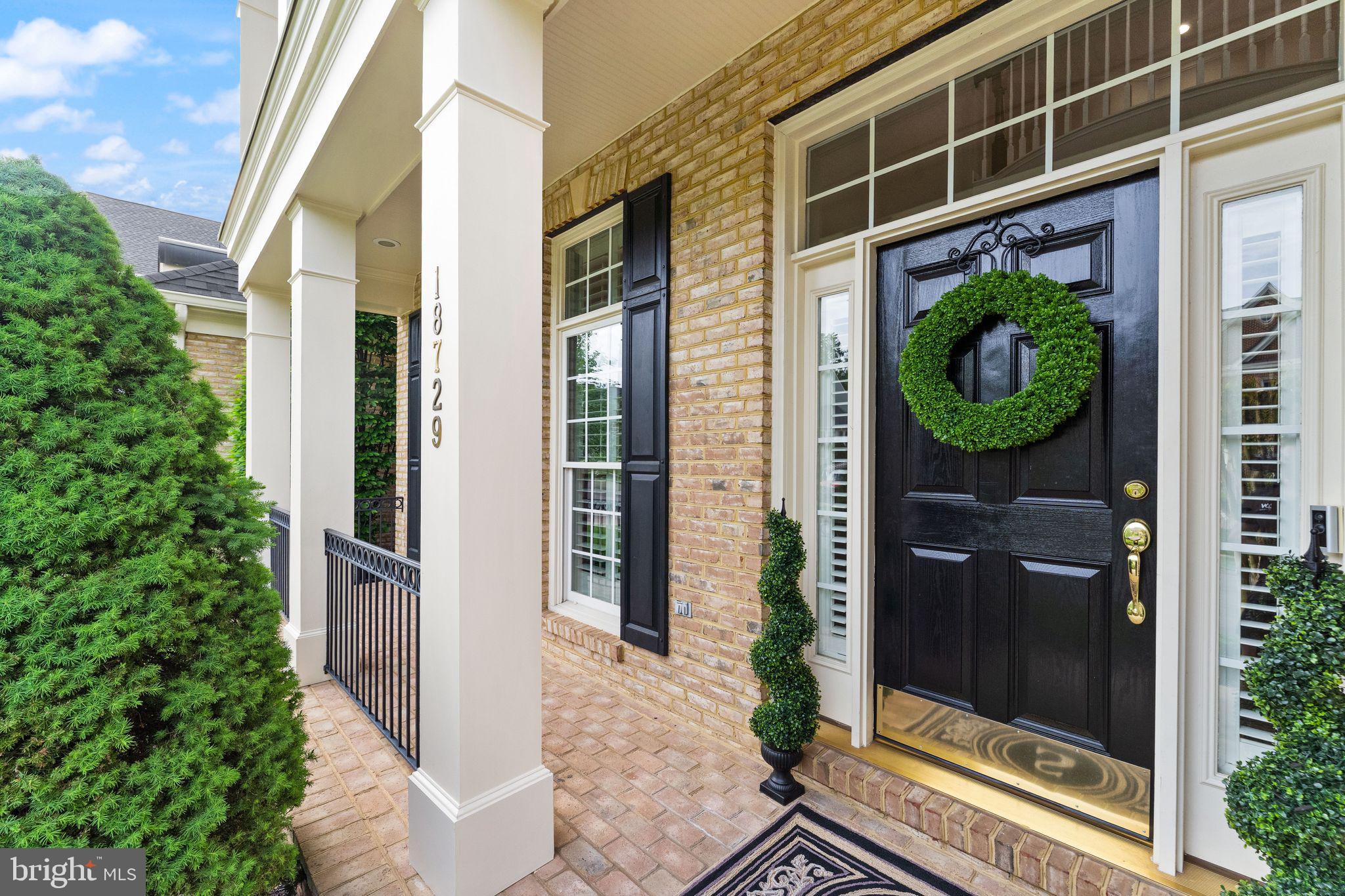 LANSDOWNE ON THE POTOMAC - Residential