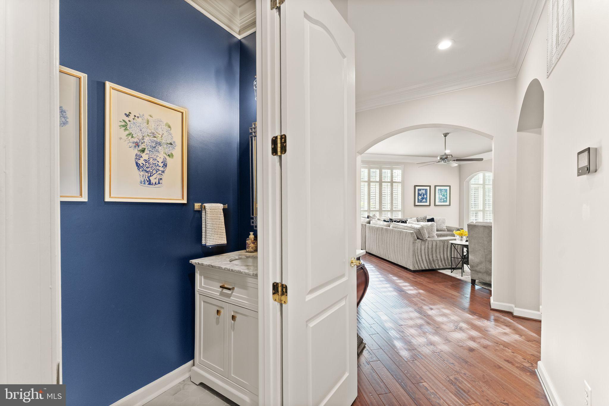 LANSDOWNE ON THE POTOMAC - Residential