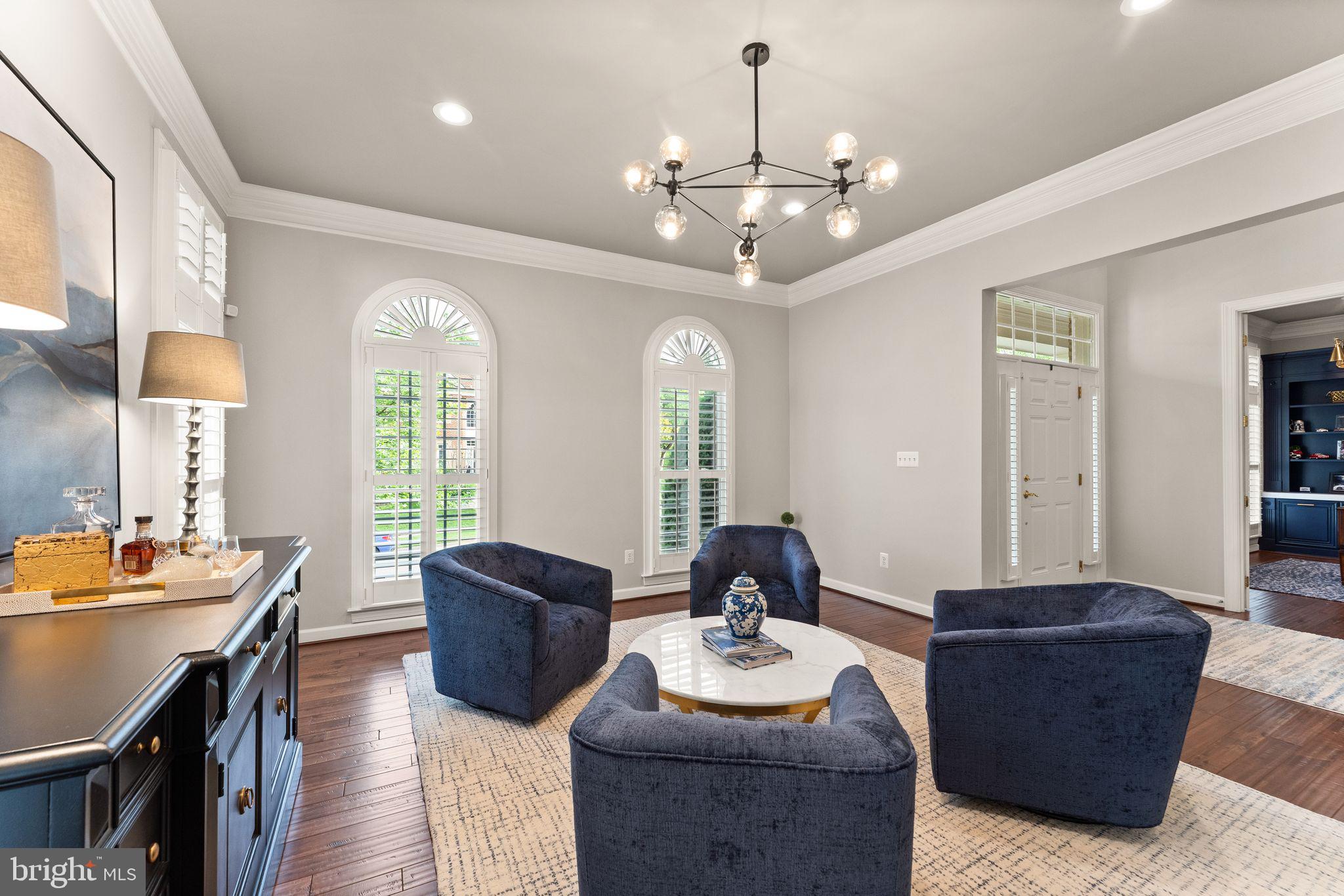 LANSDOWNE ON THE POTOMAC - Residential