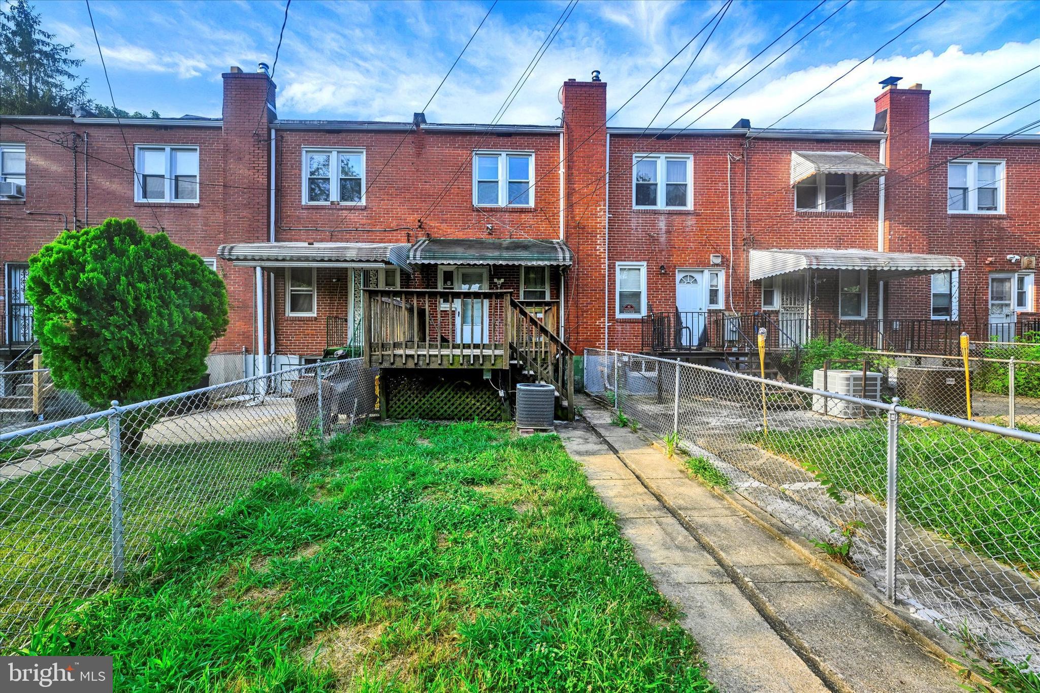 PARKLANE - Residential