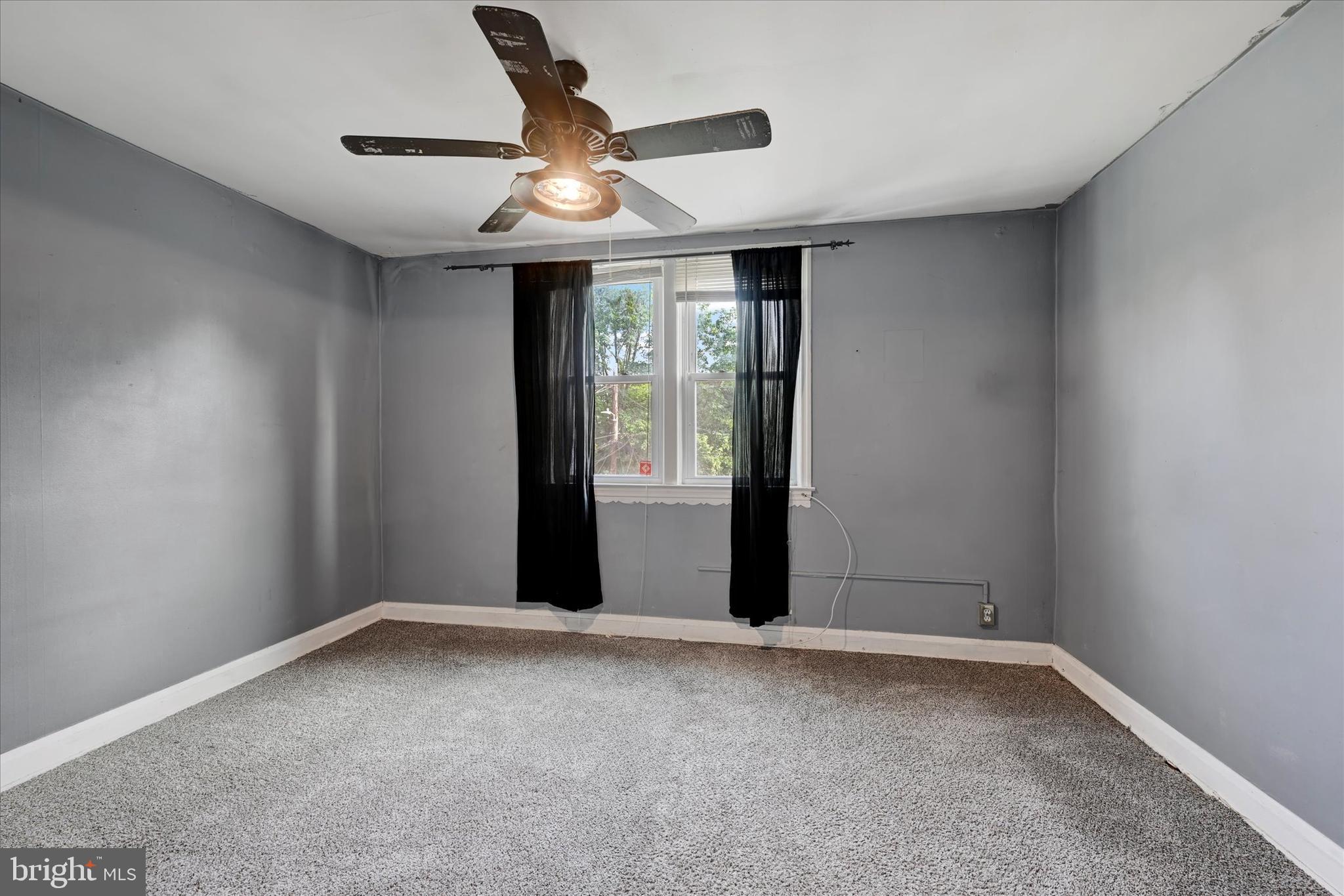 PARKLANE - Residential