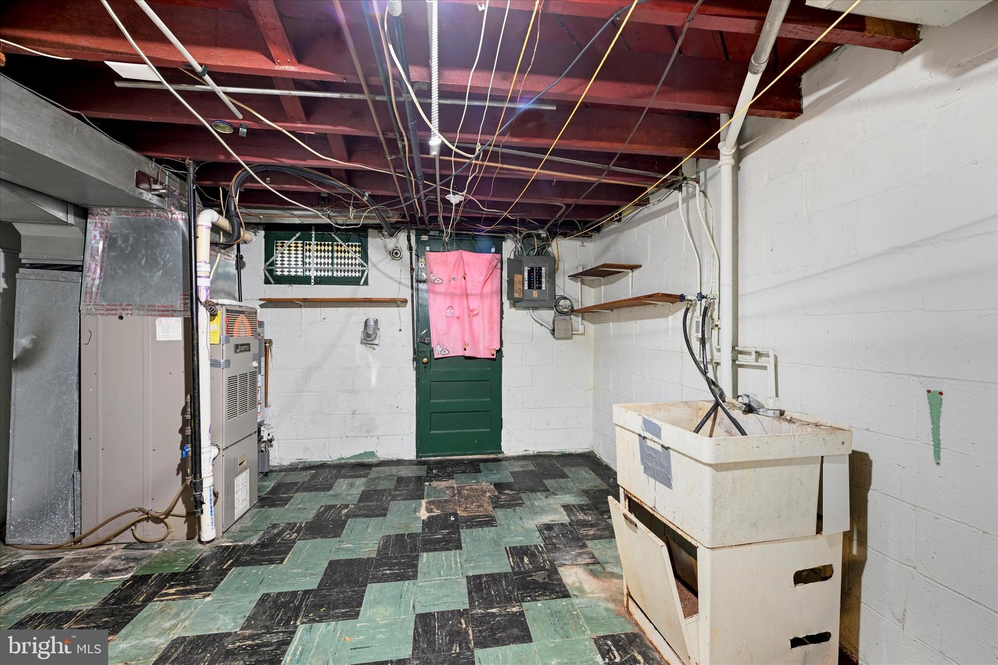 PARKLANE - Residential