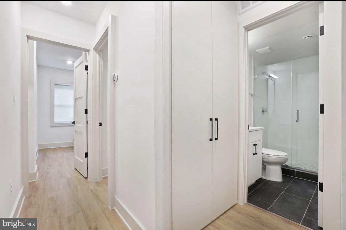 256 SE 15TH STREET SE 1