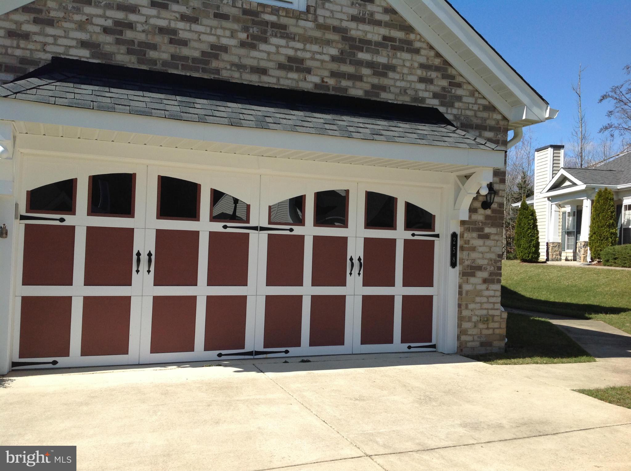 HAWTHORNE GREENE - Residential