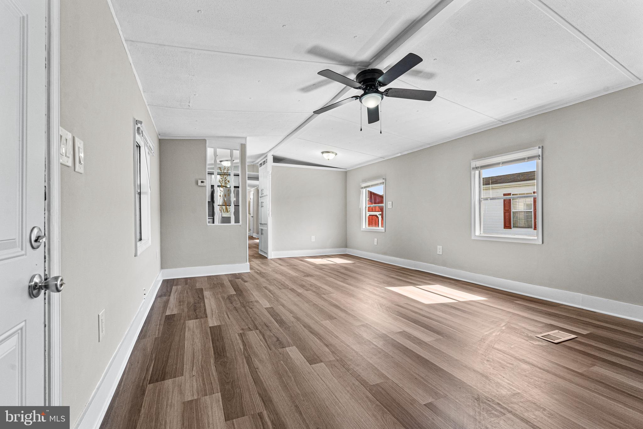 HARFORD MOBILE VILLAGE - Residential