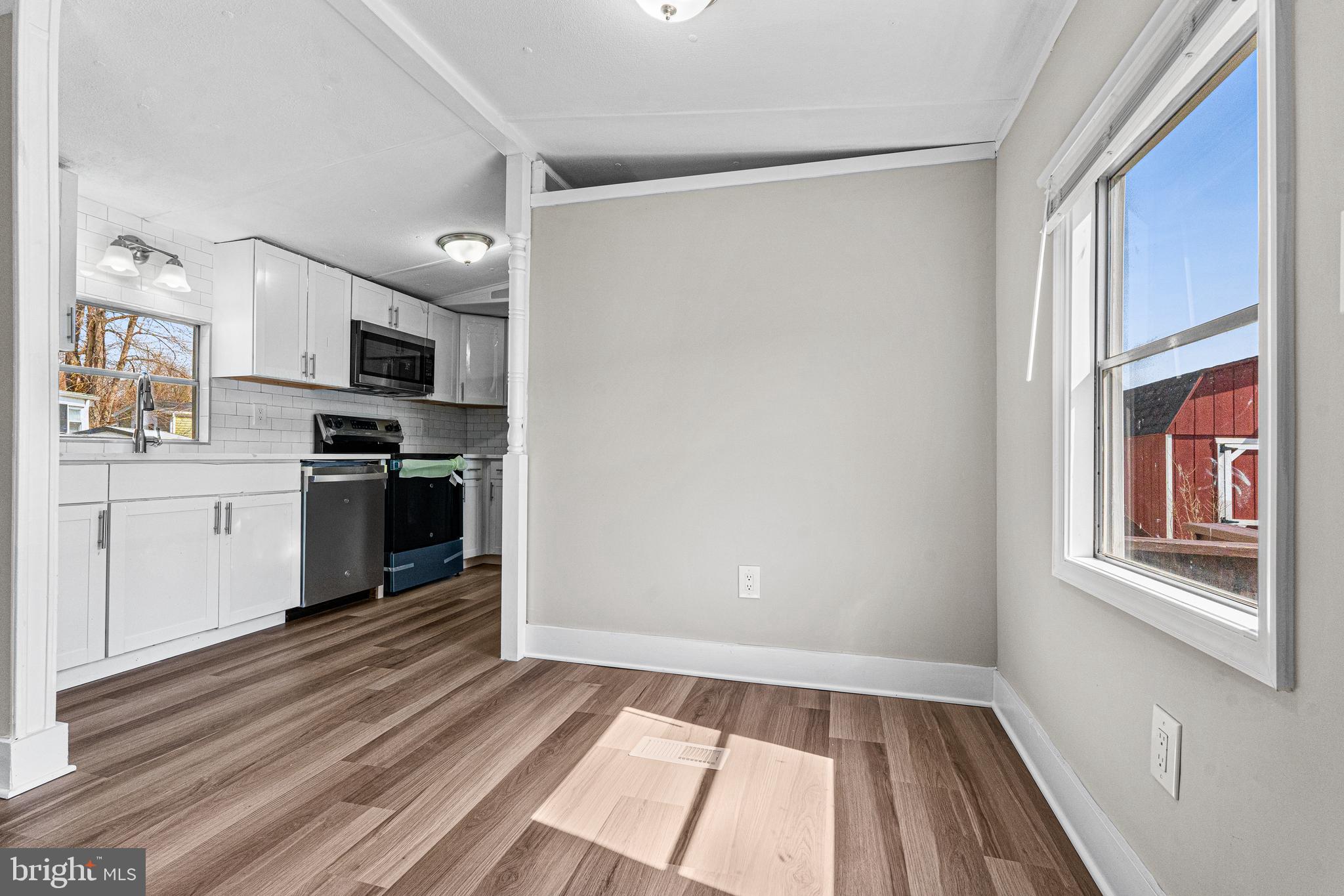 HARFORD MOBILE VILLAGE - Residential