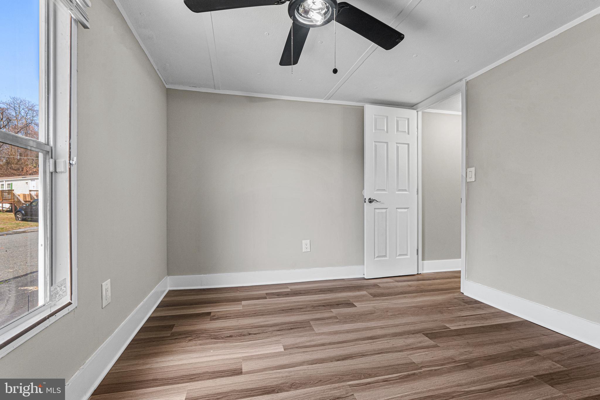 HARFORD MOBILE VILLAGE - Residential