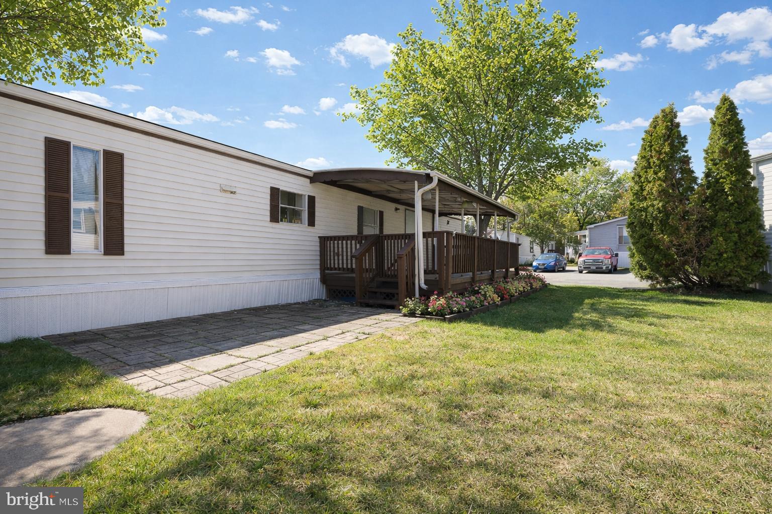 HARFORD MOBILE VILLAGE - Residential