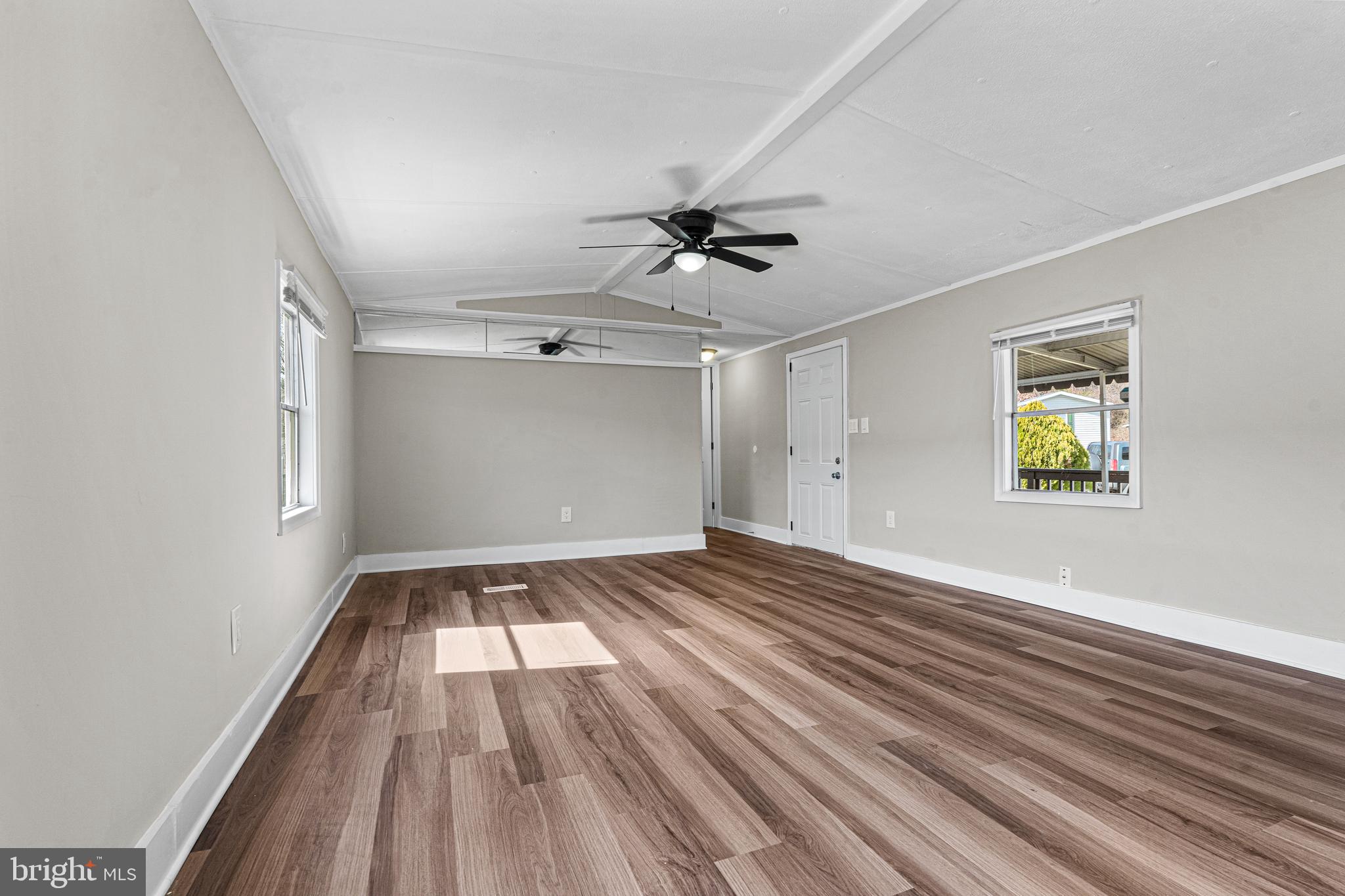 HARFORD MOBILE VILLAGE - Residential