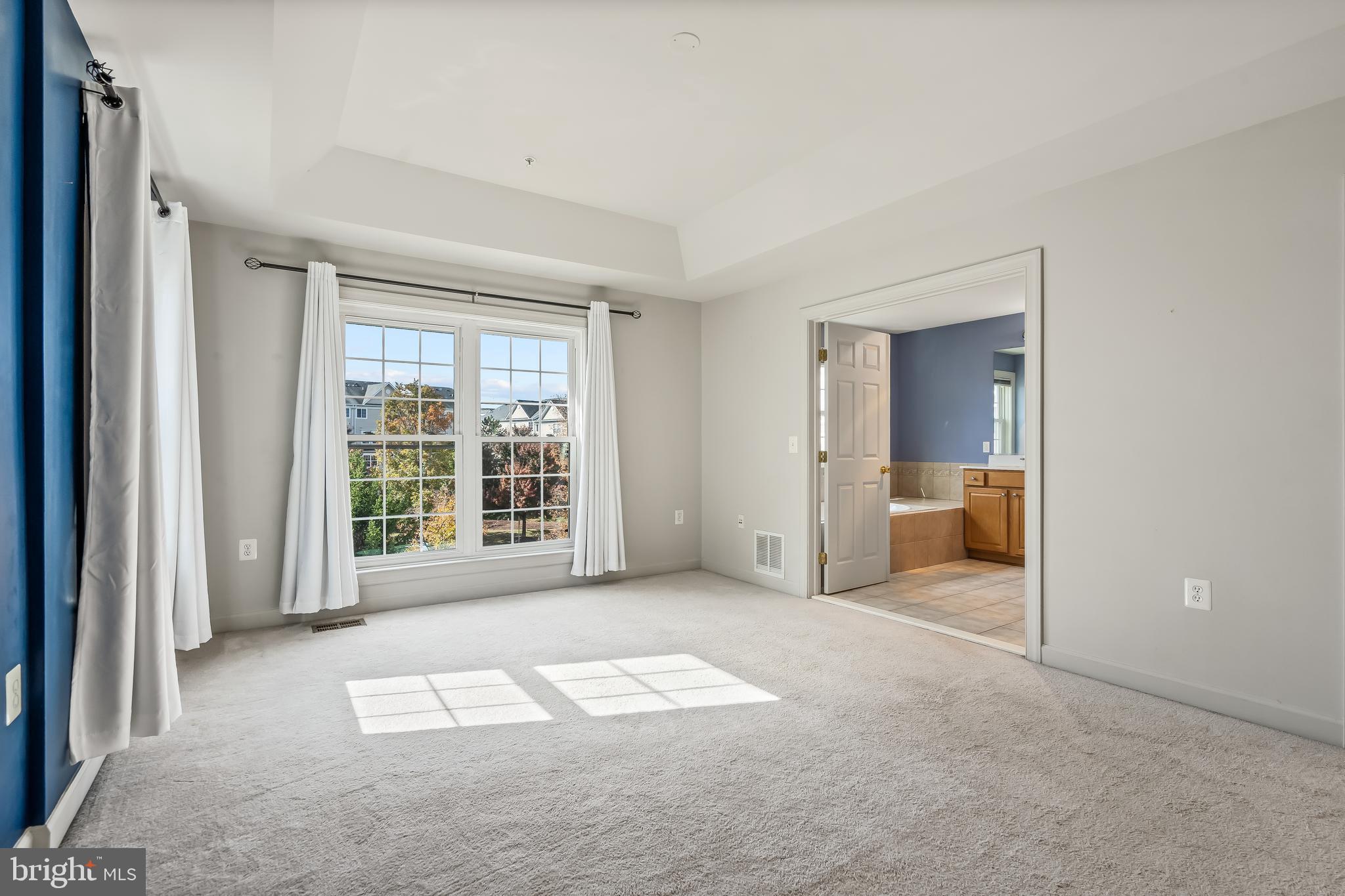 COPPERMINE CROSSING - Residential Lease