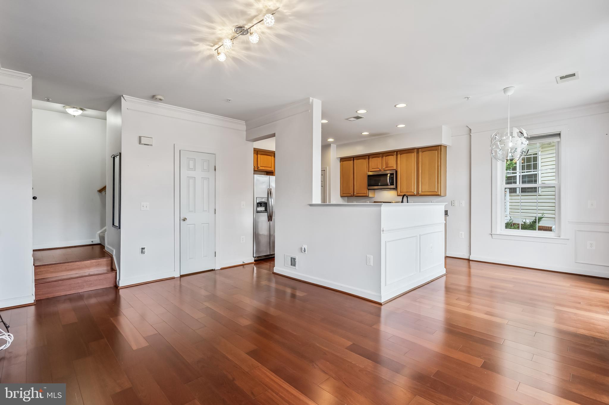 COPPERMINE CROSSING - Residential Lease