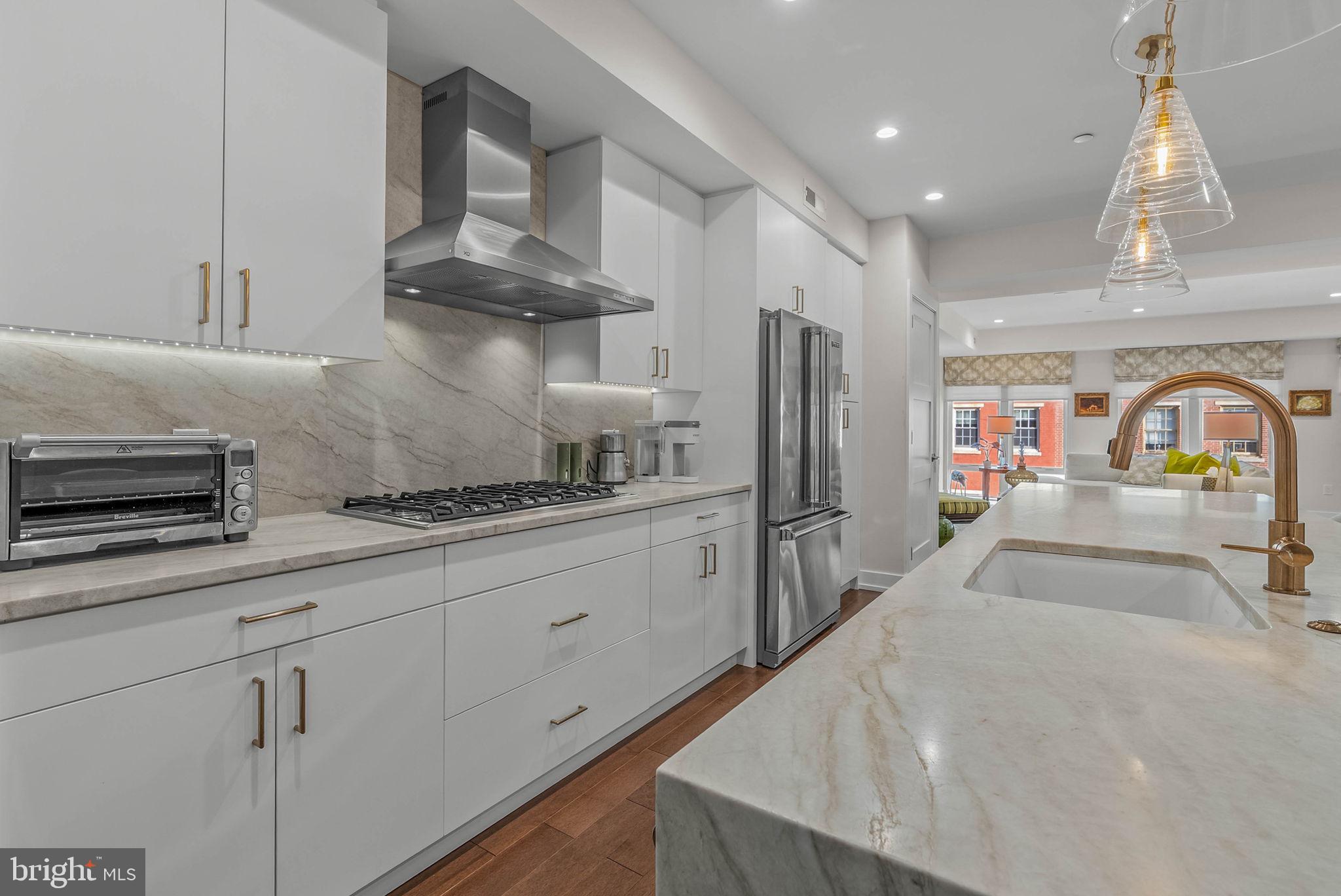 RITTENHOUSE SQUARE - Residential