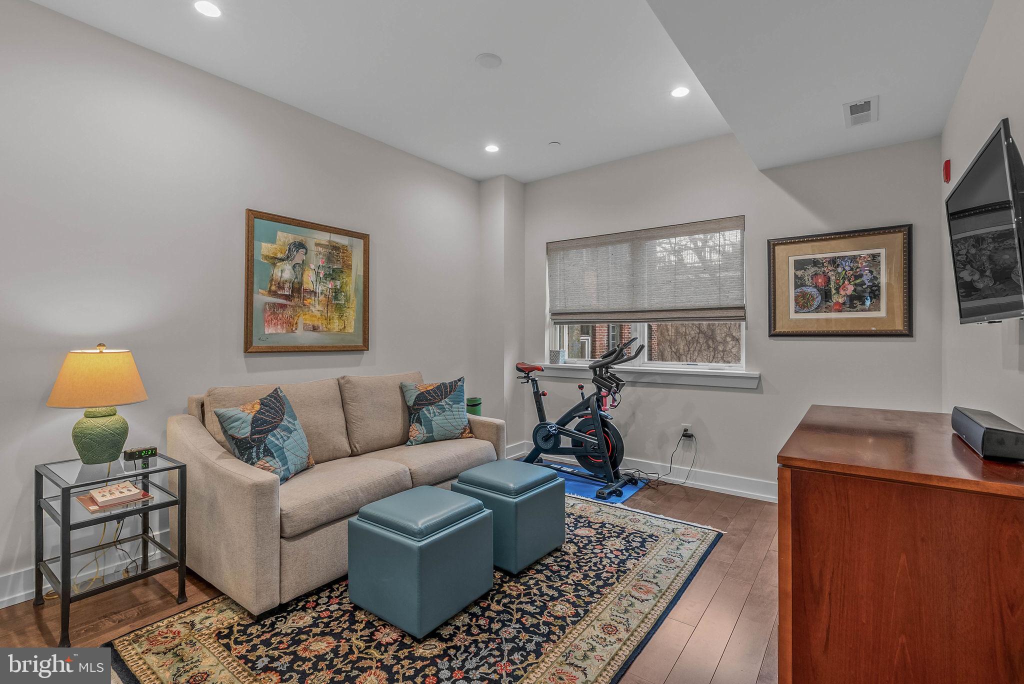 RITTENHOUSE SQUARE - Residential