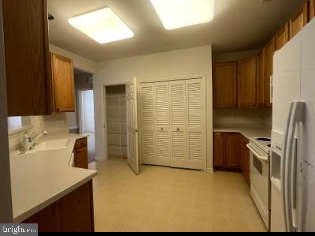 HEARTHSTONE AT TIMBERS - Residential