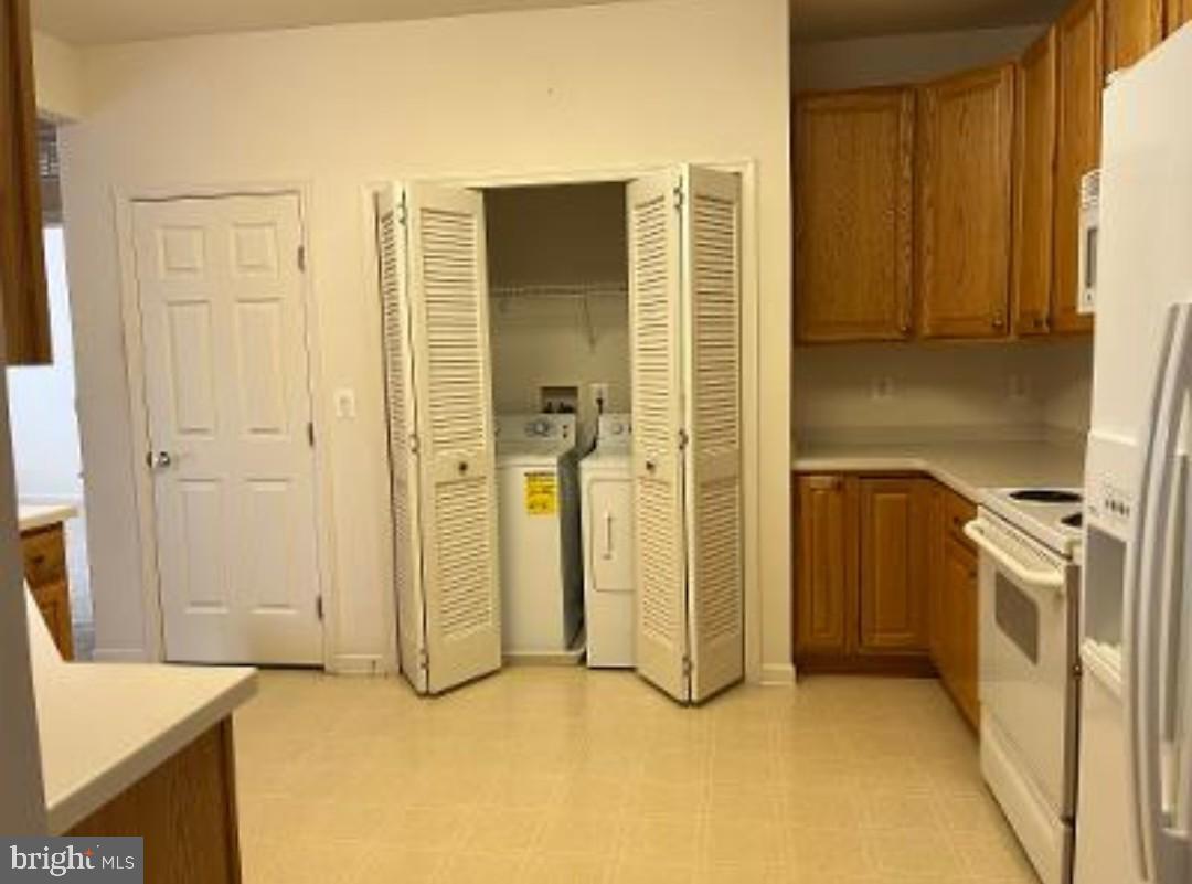 HEARTHSTONE AT TIMBERS - Residential