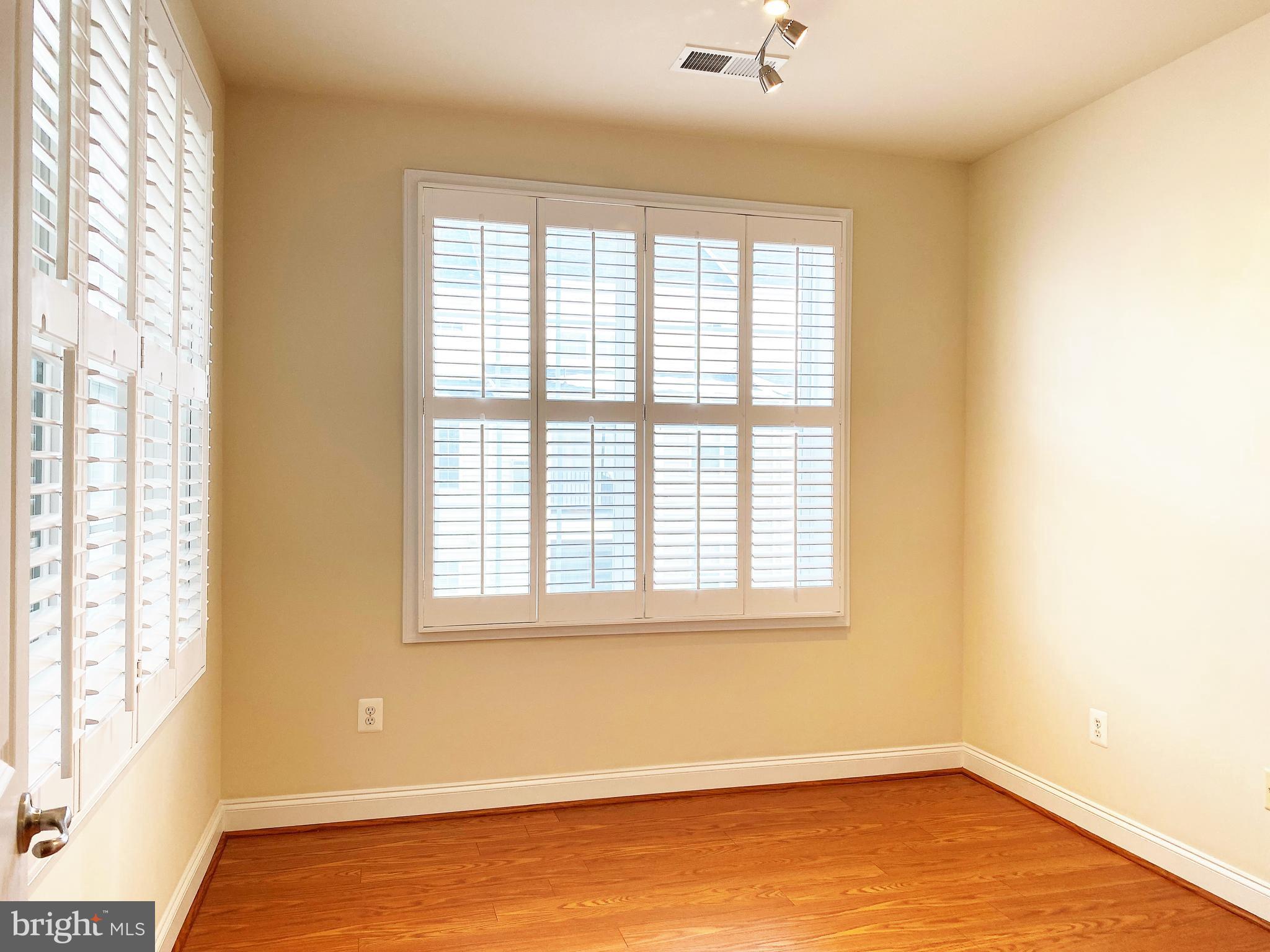 POTOMAC CLUB - Residential Lease