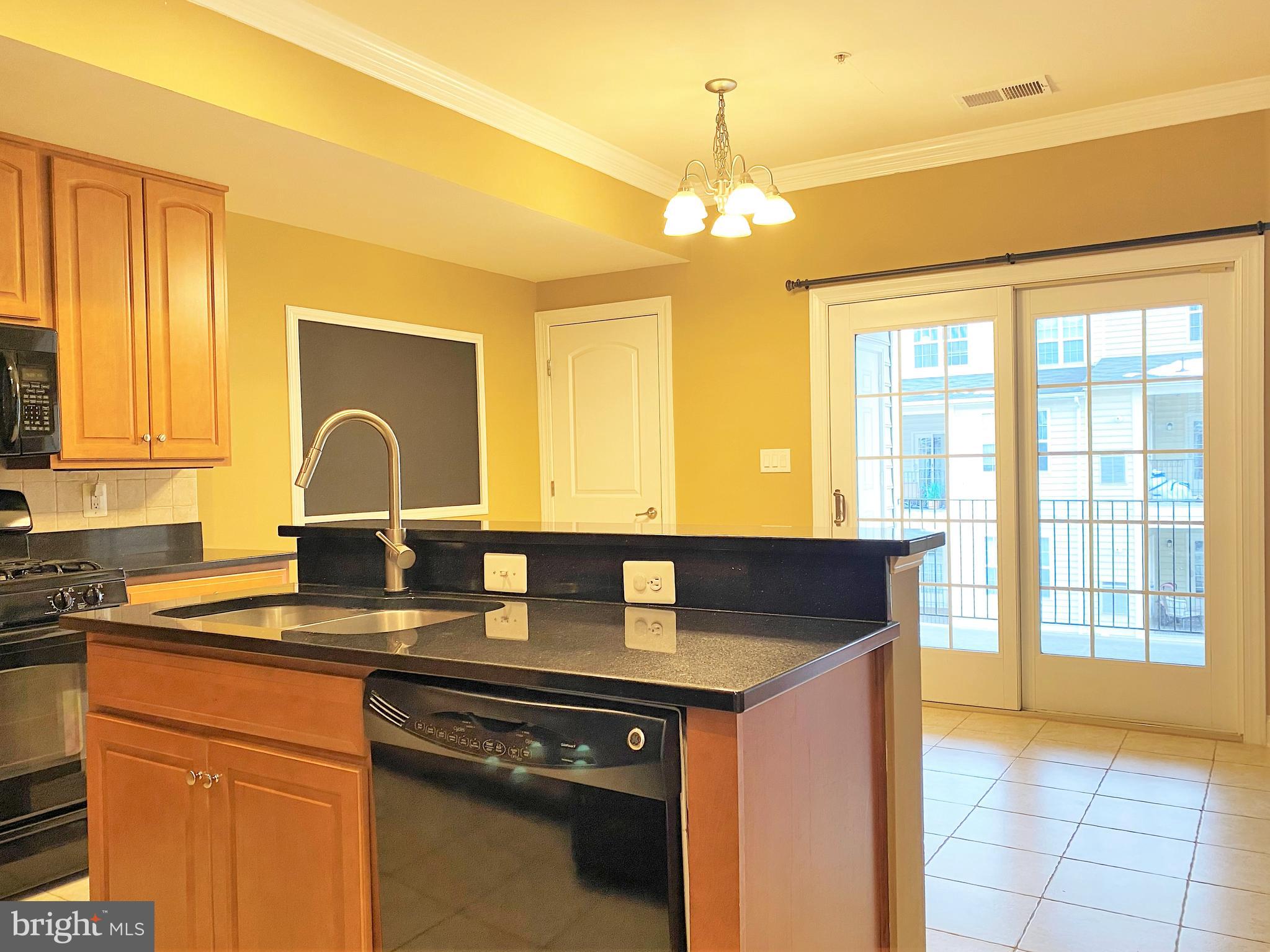 POTOMAC CLUB - Residential Lease