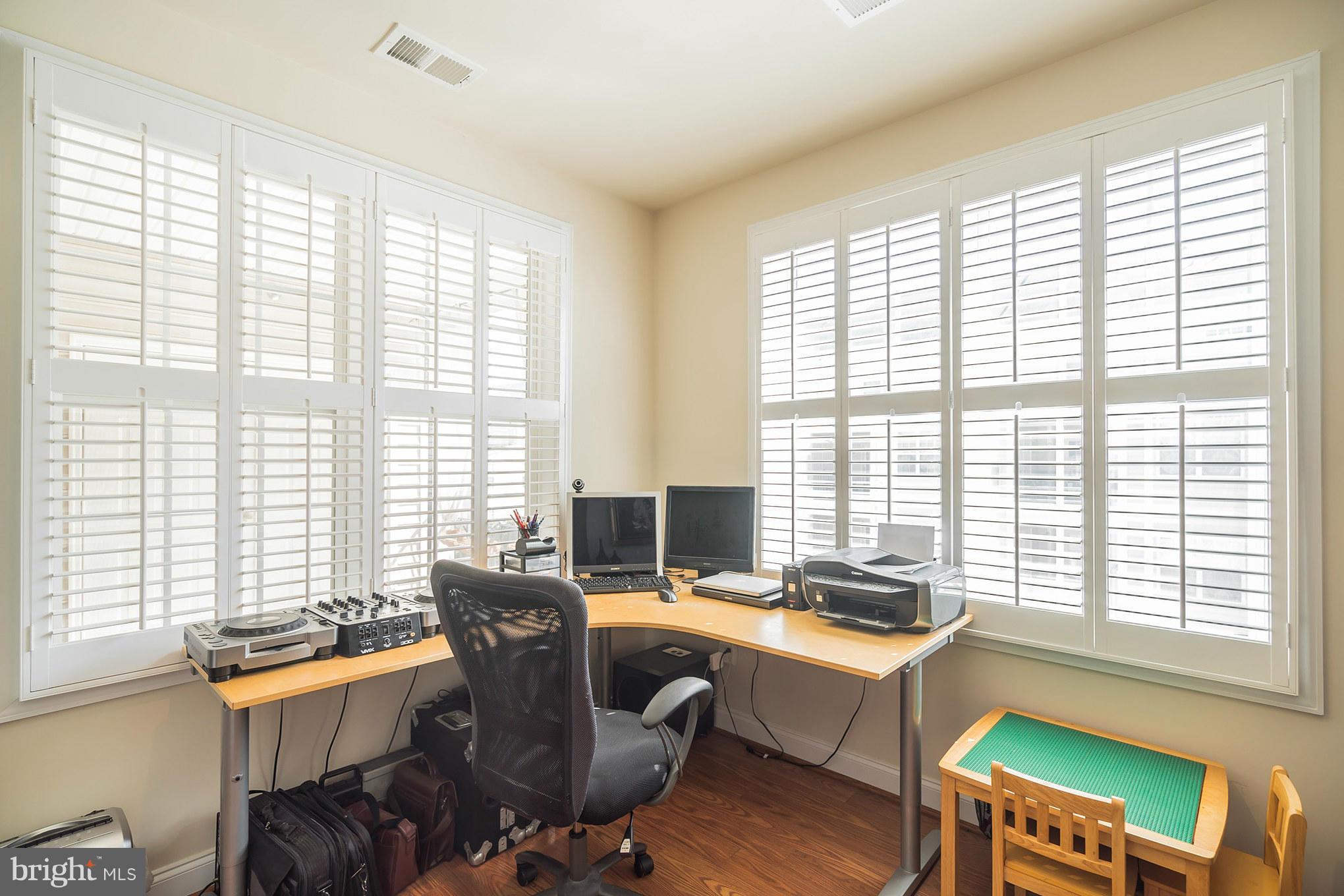 POTOMAC CLUB - Residential Lease