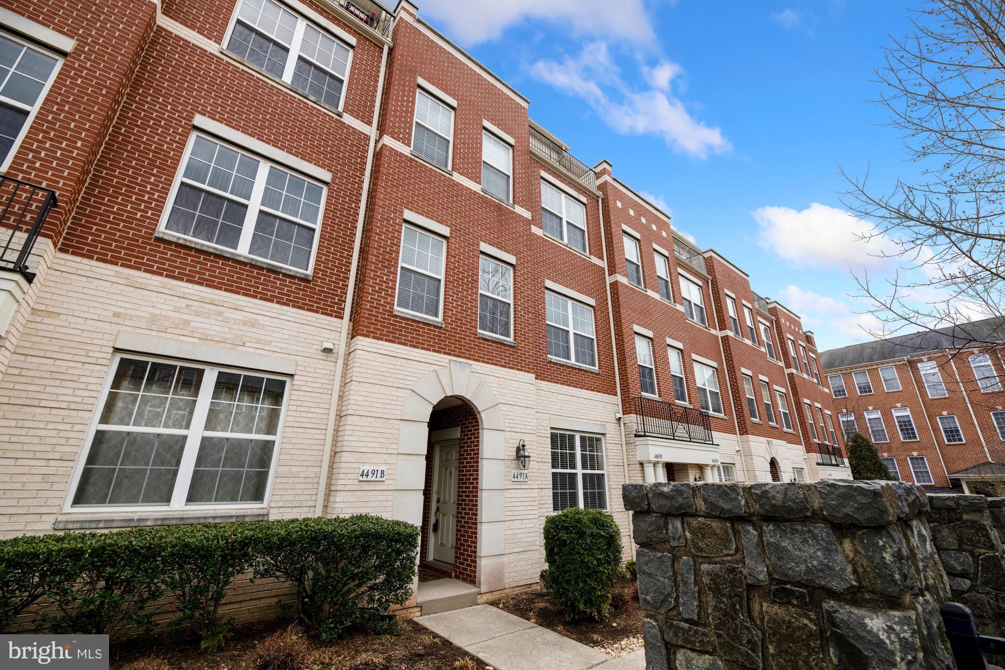 EAST MARKET - Residential Lease