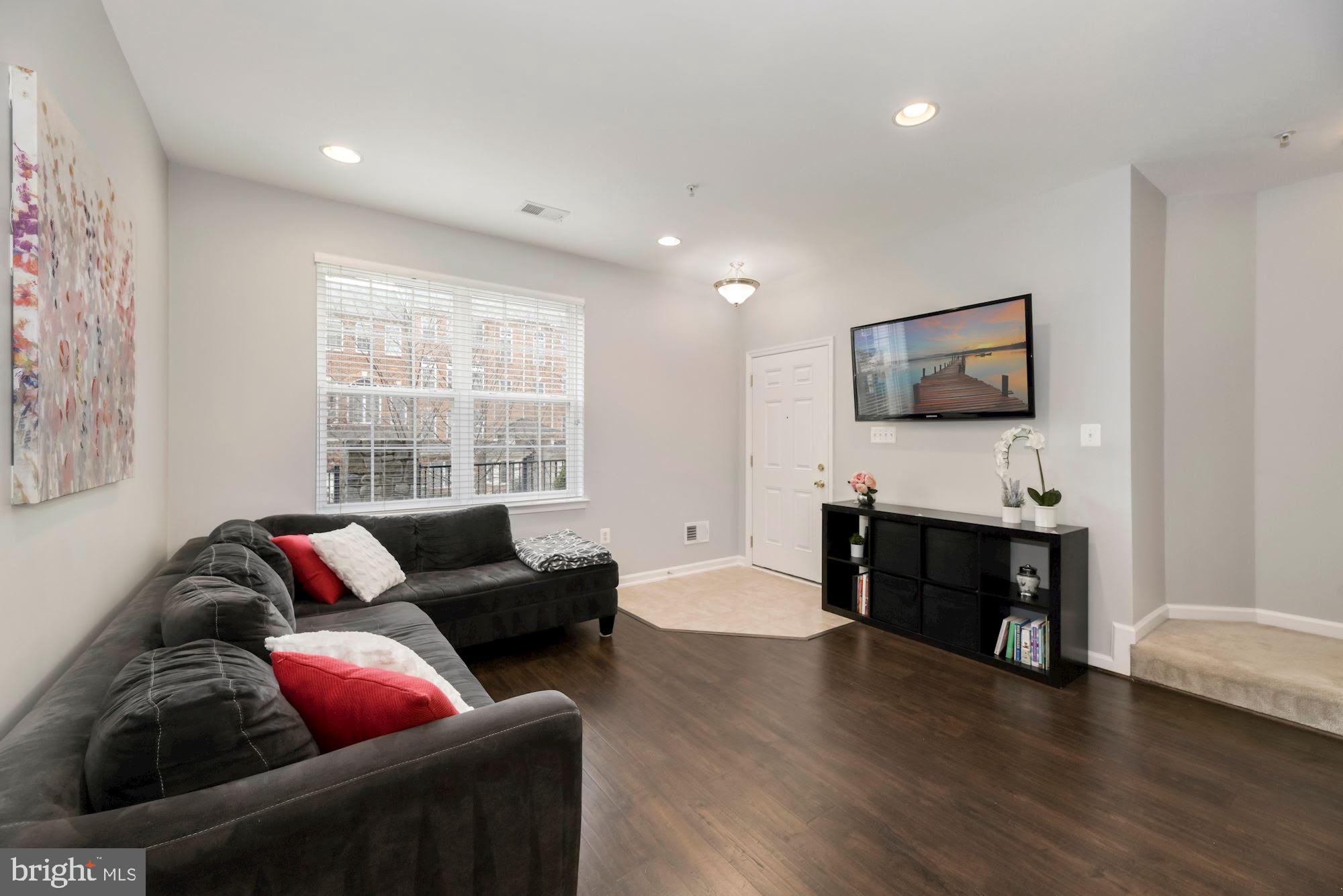 EAST MARKET - Residential Lease