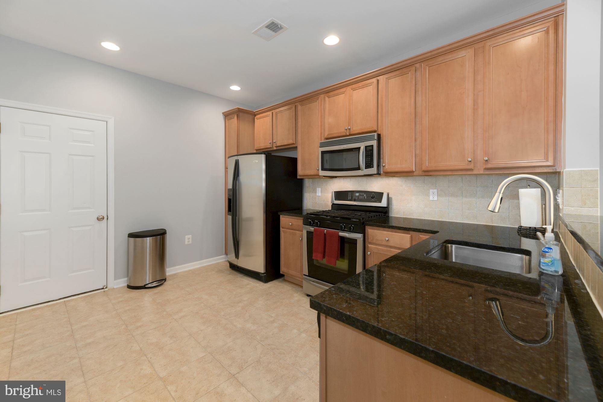 EAST MARKET - Residential Lease