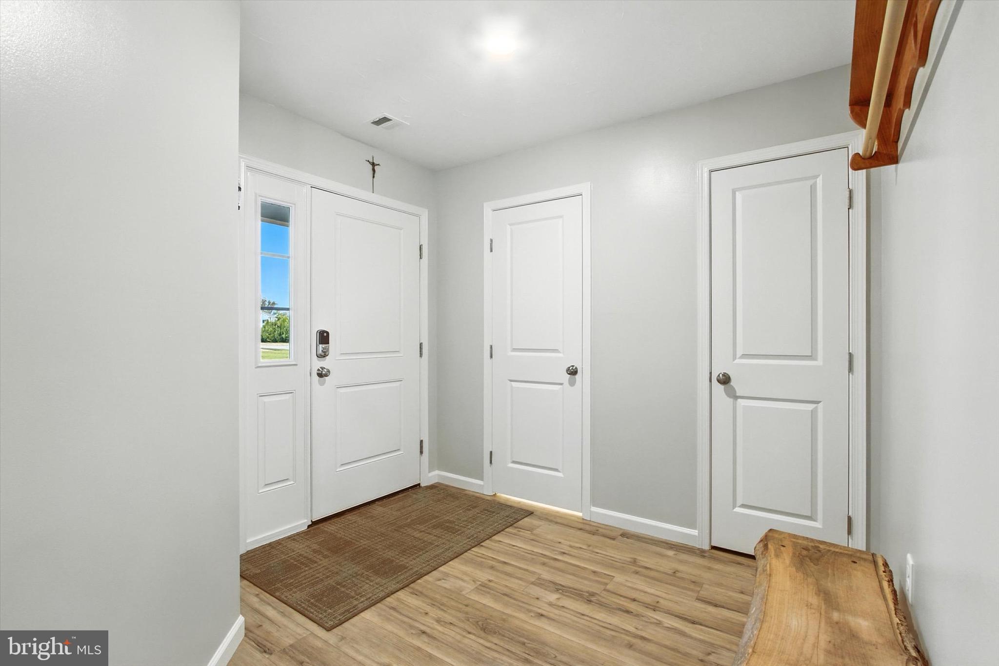 PARADISE VILLAGE - Residential