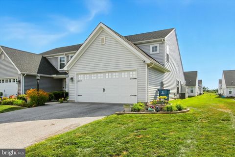 7435 SAINT PATRICK COURT 6 ABBOTTSTOWN PA 17301