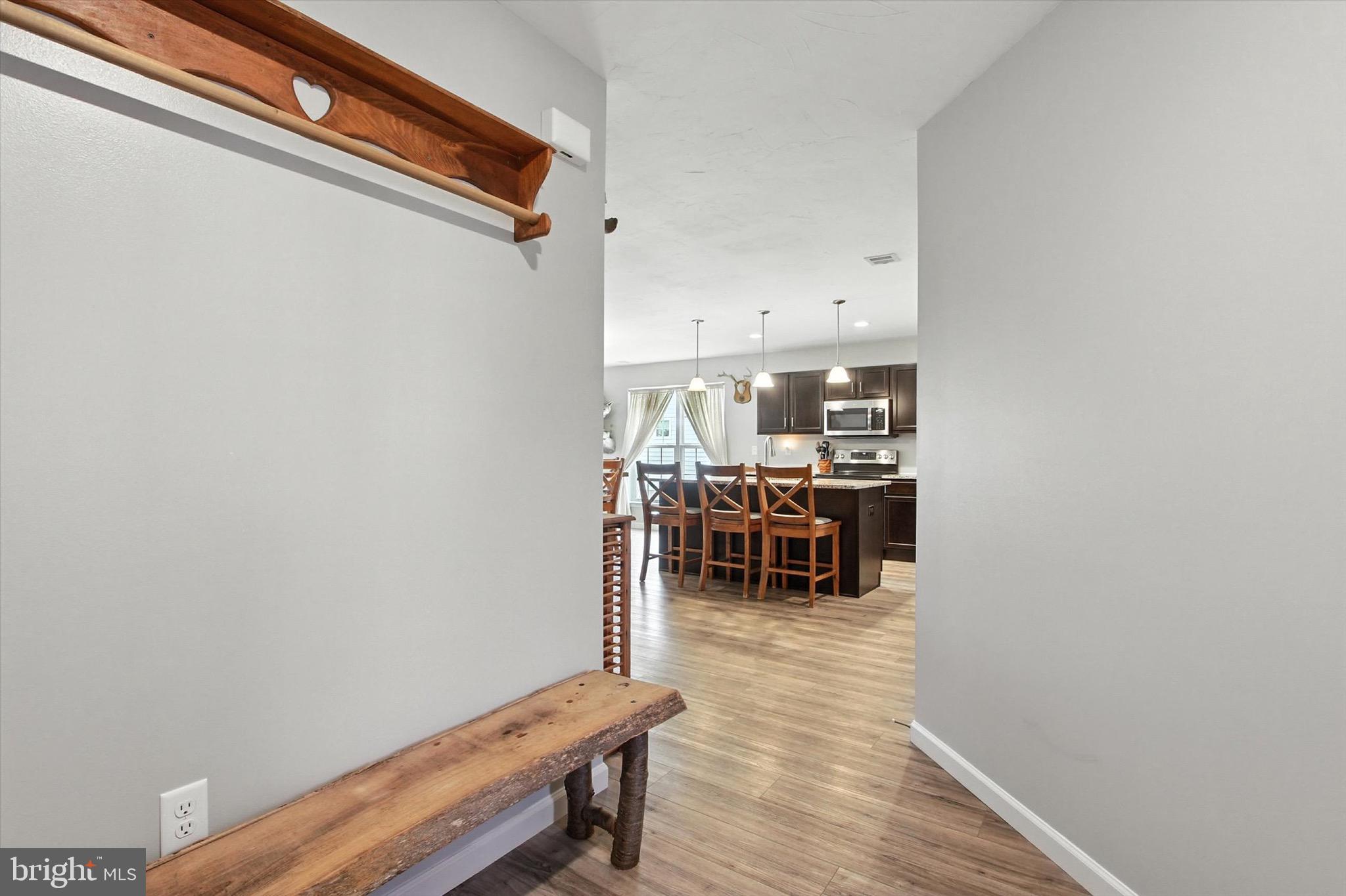 PARADISE VILLAGE - Residential