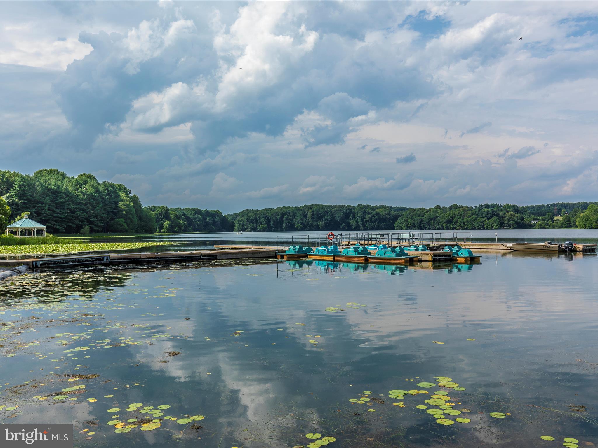 PARKSIDE - Residential