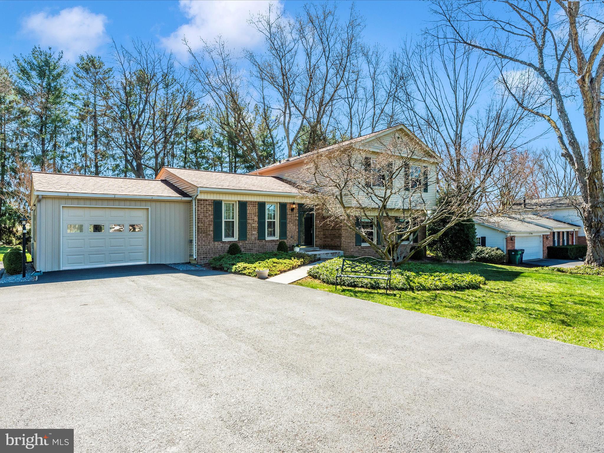 PARKSIDE - Residential