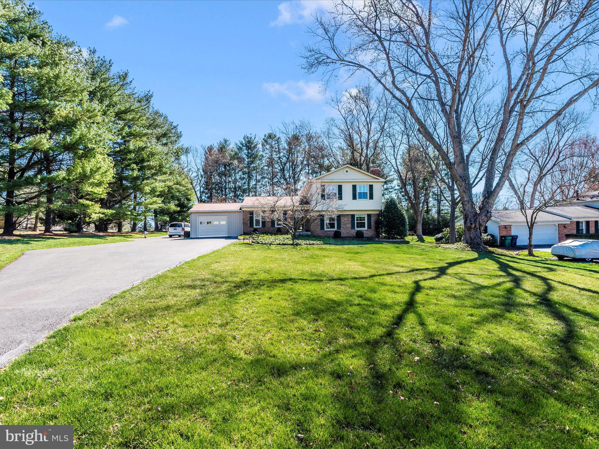 PARKSIDE - Residential