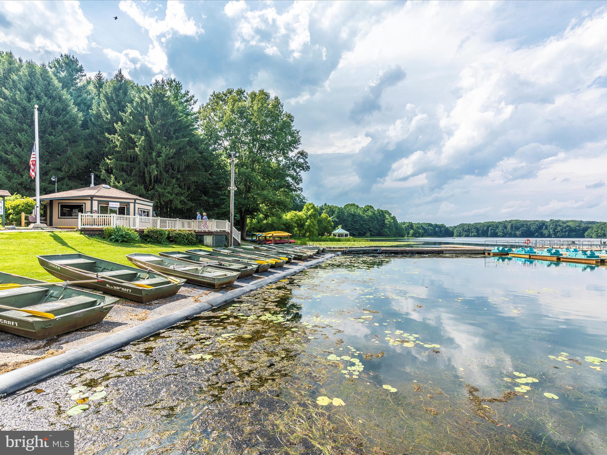 PARKSIDE - Residential