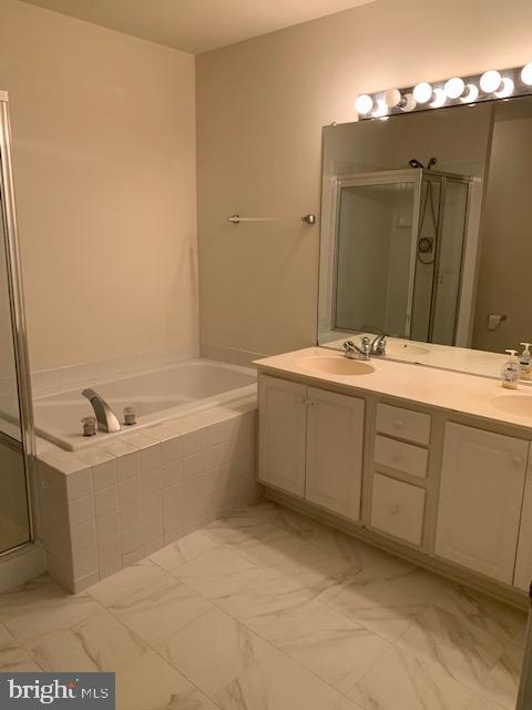 CEDAR LAKES - Residential Lease