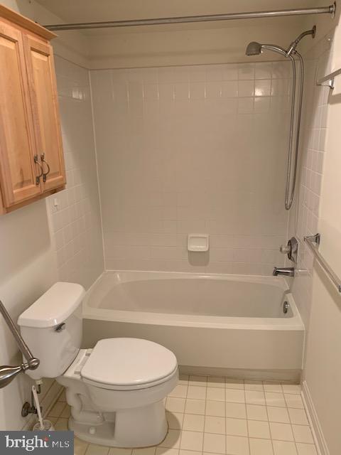 CEDAR LAKES - Residential Lease