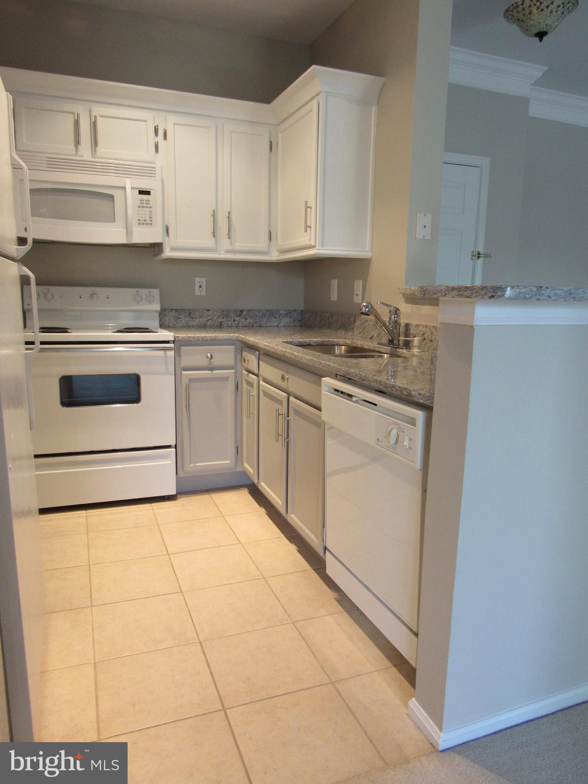 GATES OF MCLEAN - Residential Lease