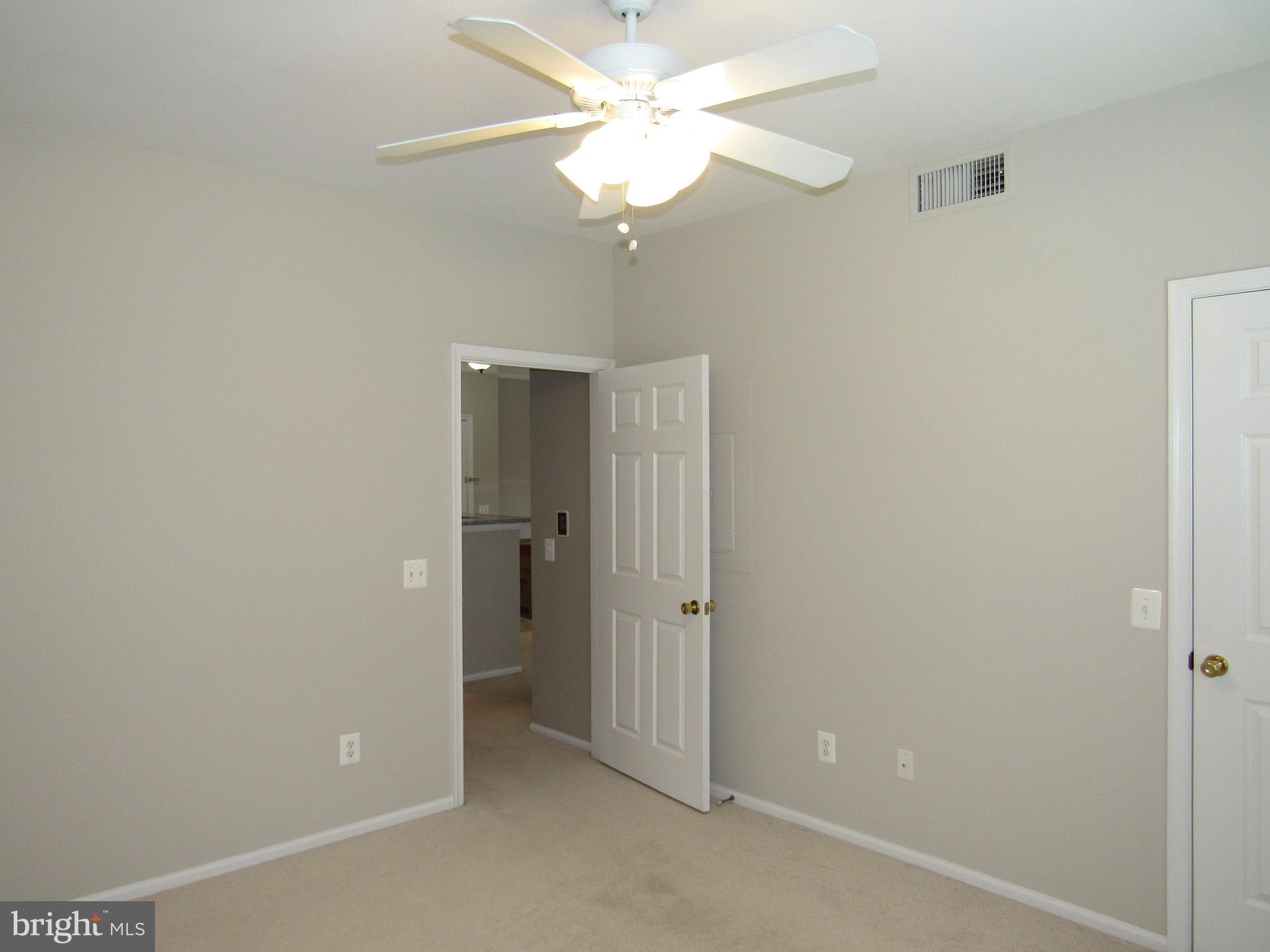 GATES OF MCLEAN - Residential Lease