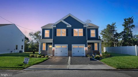 Photo of 126 W Montgomery Avenue, WILDWOOD, NJ 08260 (MLS # NJCM2006640)