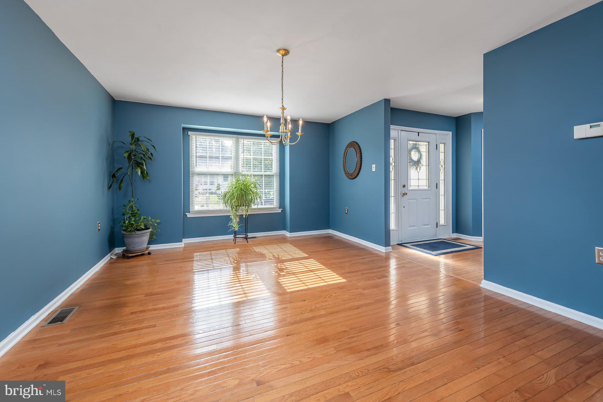 317 CHICKORY TRAIL