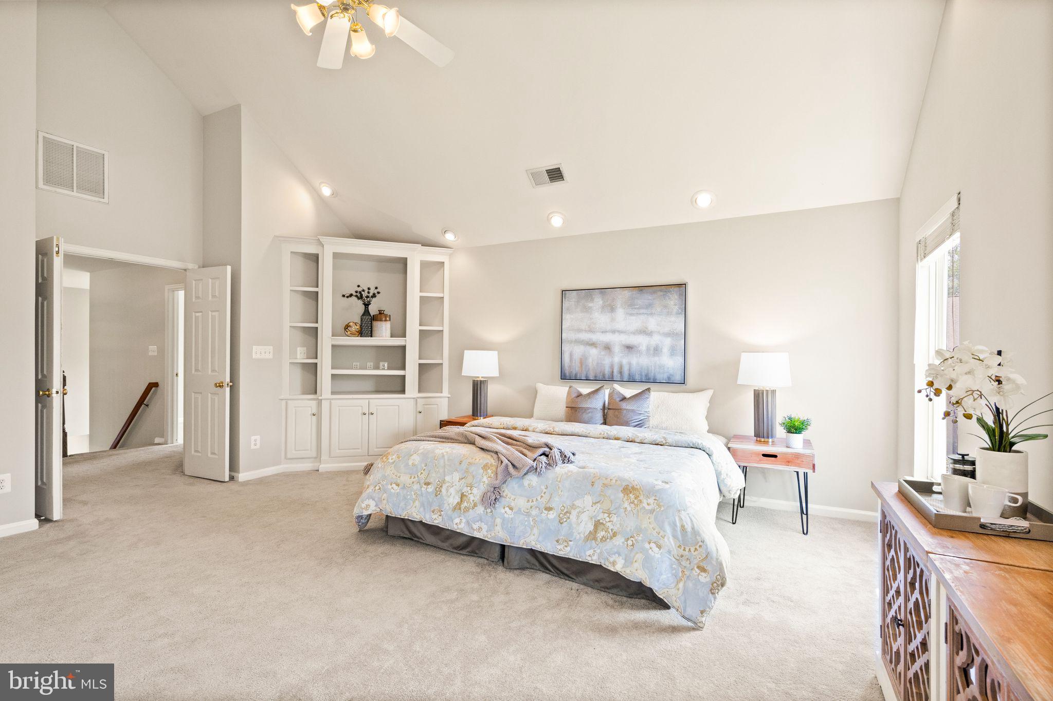 WOODLANDS OF FAIR LAKES - Residential